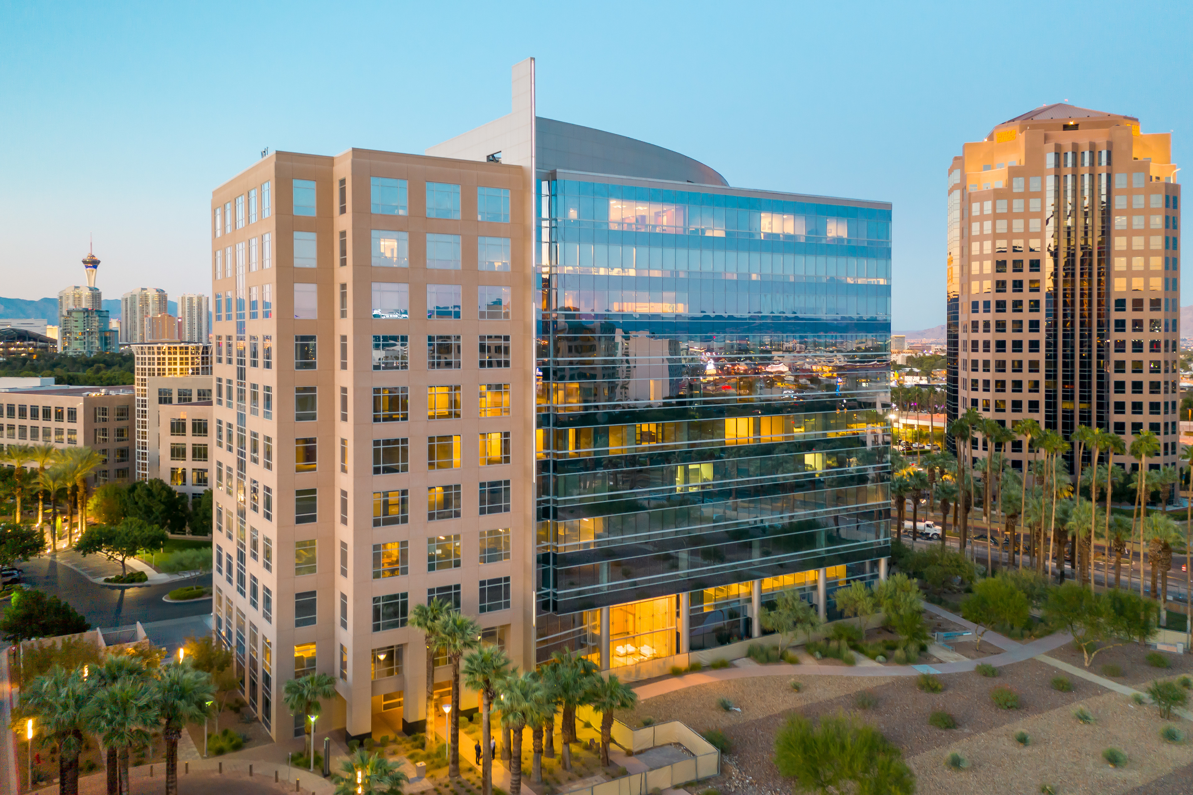 3883 Howard Hughes Pky