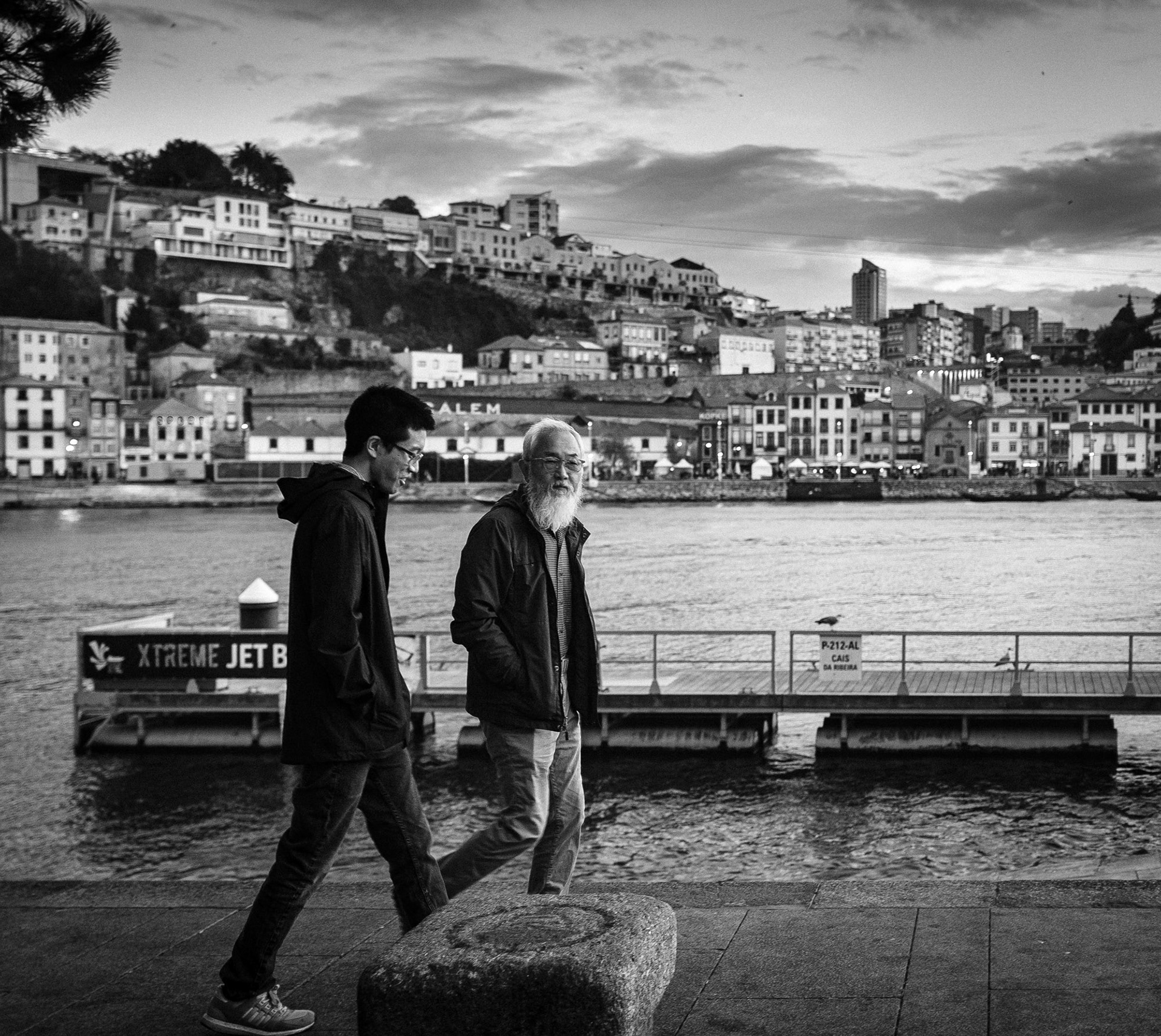[Fujifilm X100f] Father &amp; Son - Porto (October 2018)