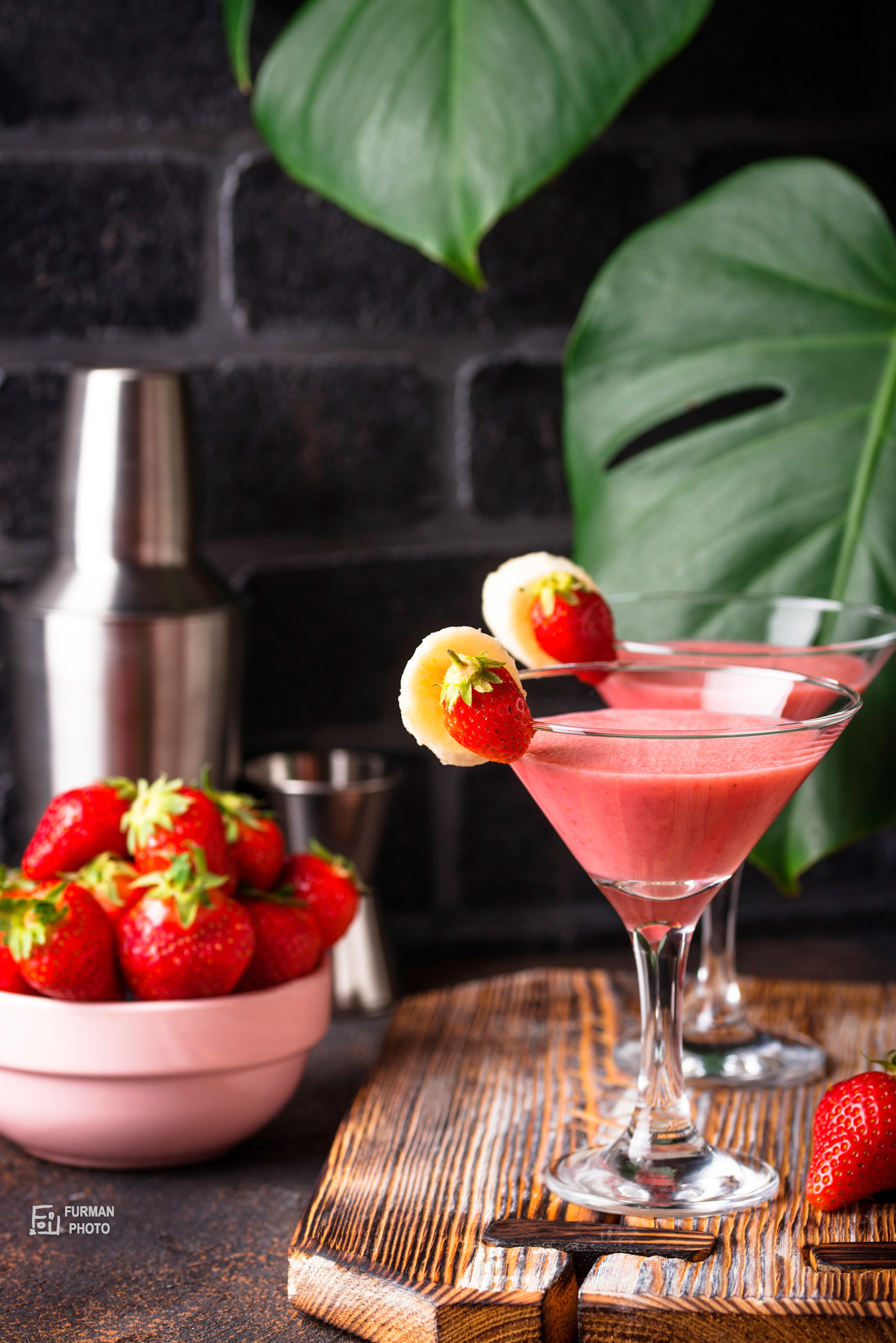 Sweet summer strawberry alcoholic cocktail for party