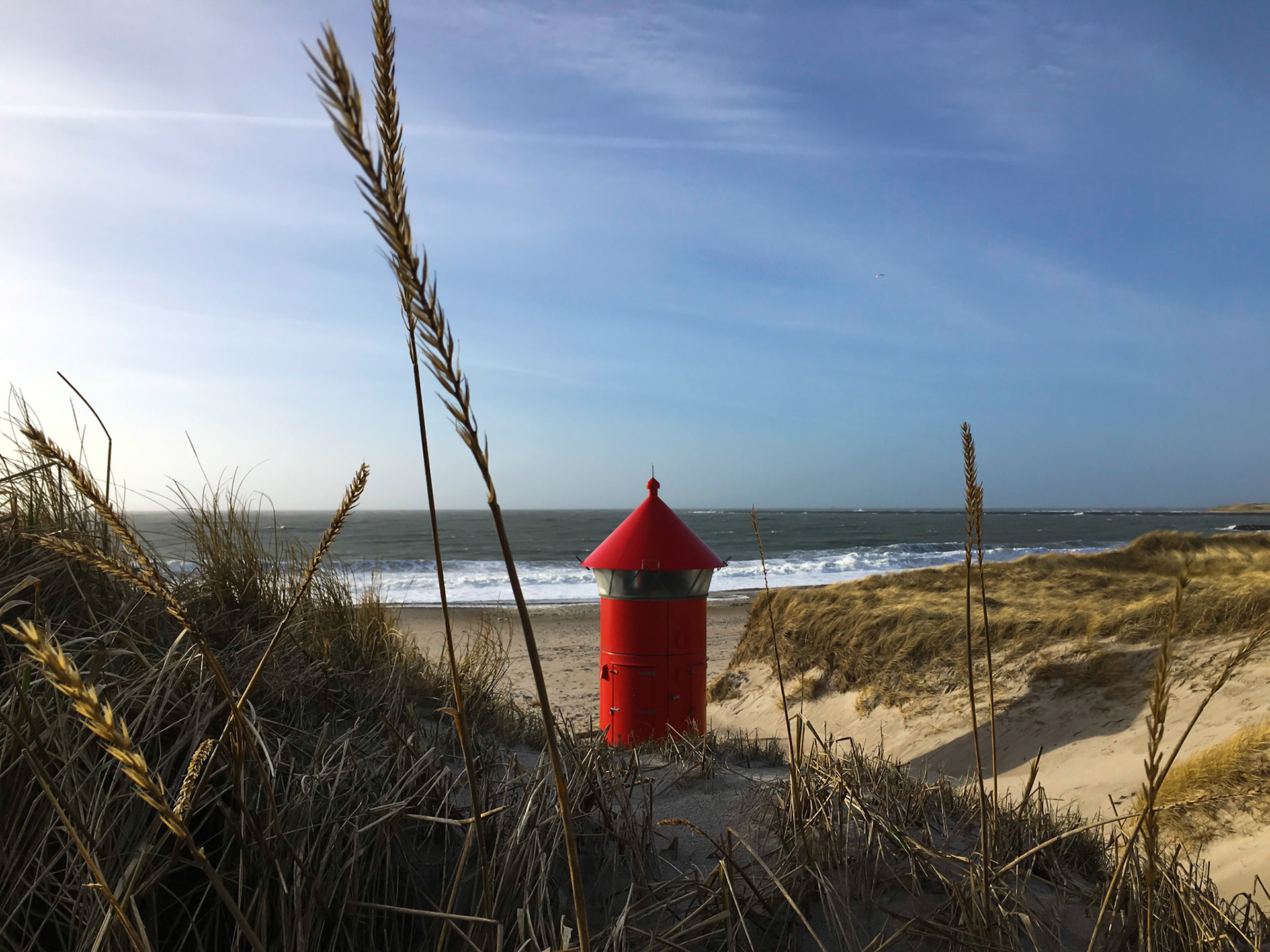 Brusende vesterhav ved Agger Tange fyr