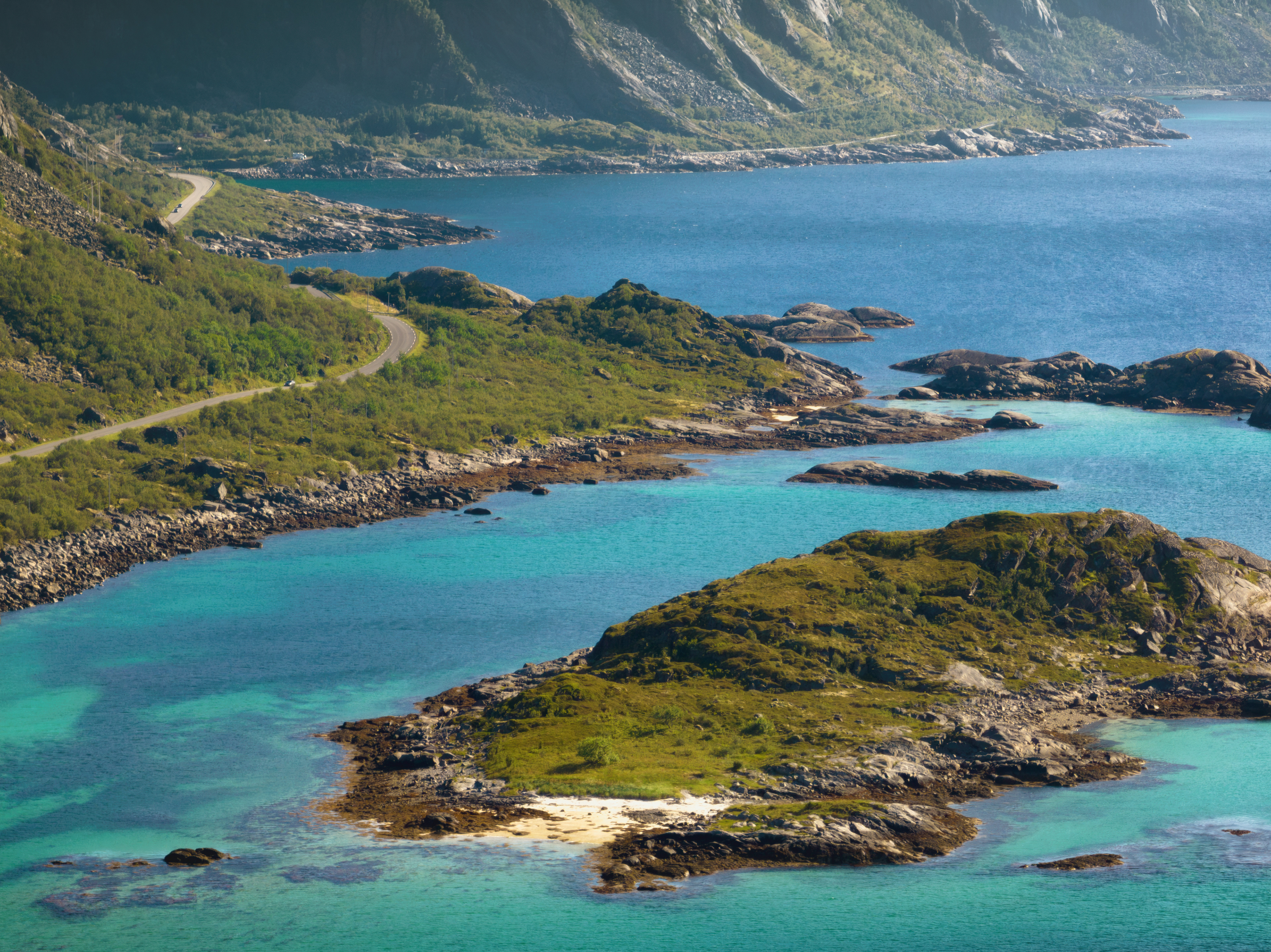 Kleinere Inselgruppe am Rand der Lofoten