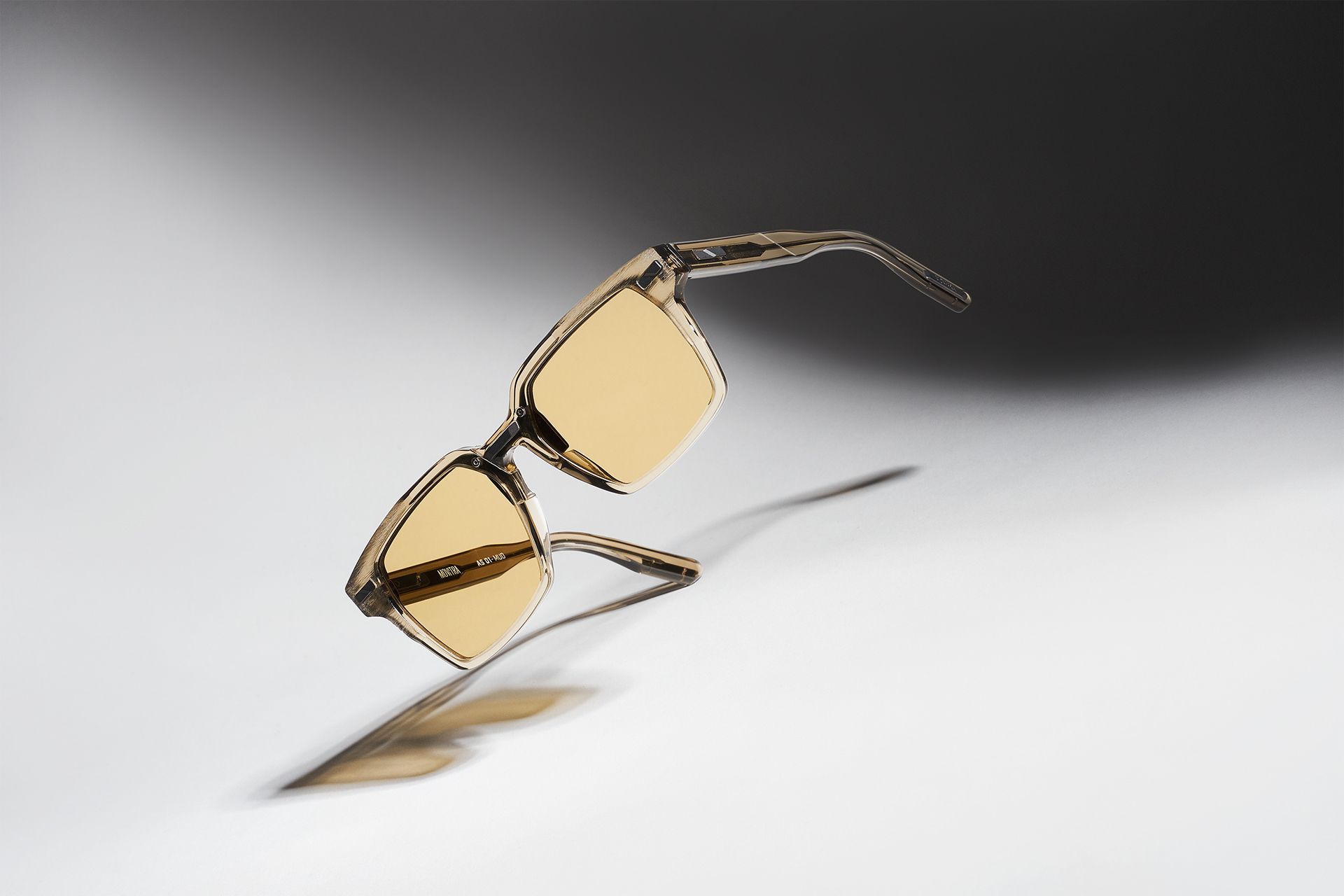 Movitra Milano, occhiali brevettati artigianali