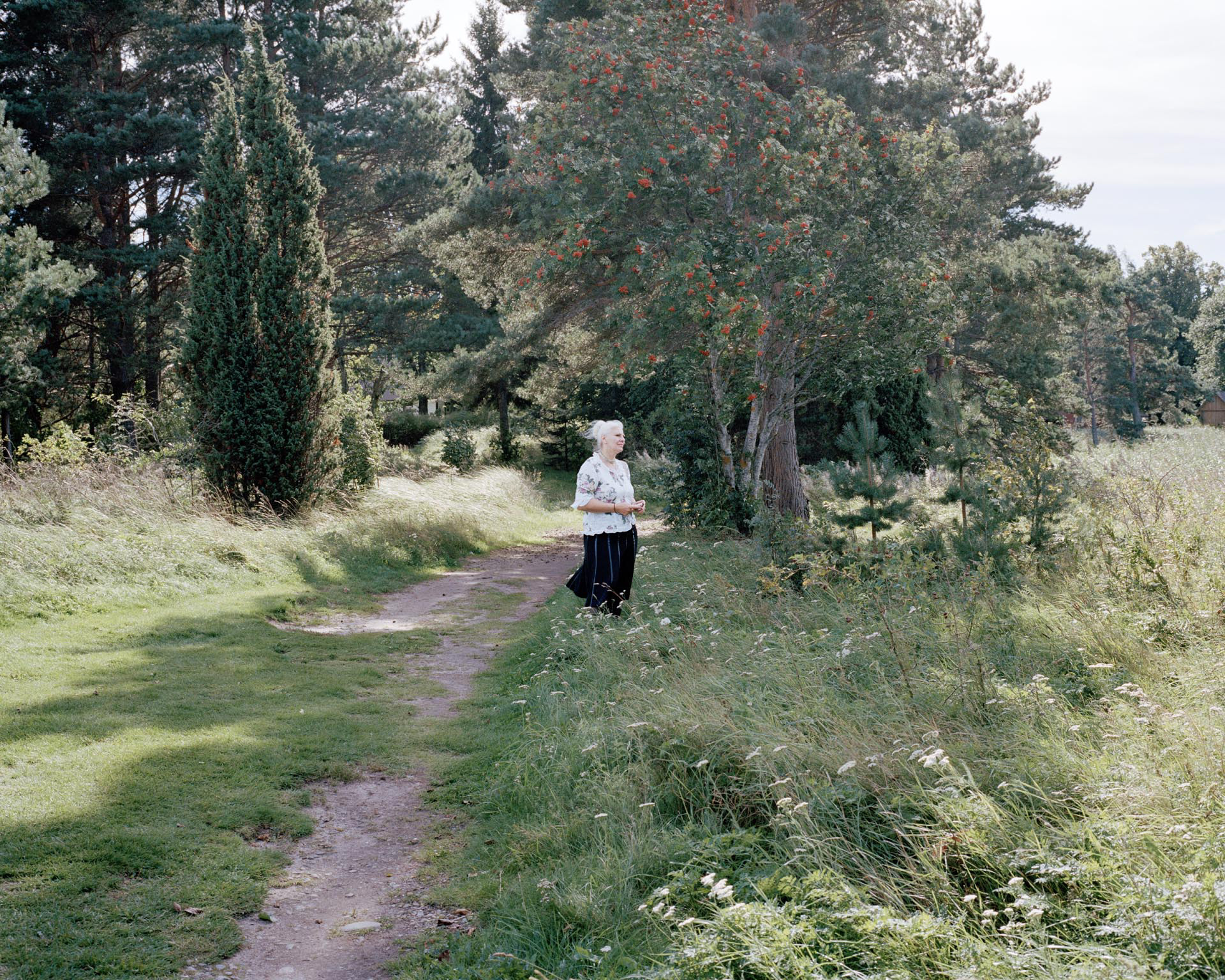A representative of the Ukrainian minority visiting the town of Käsmu