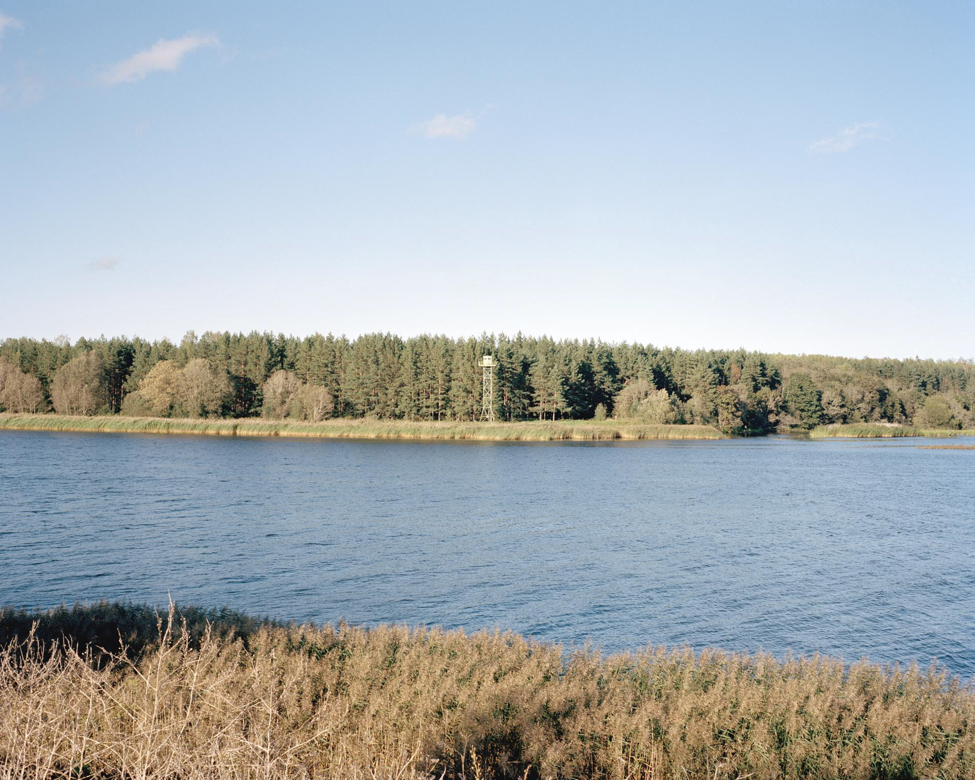 Russian watchtower on the border marked by the river Narva