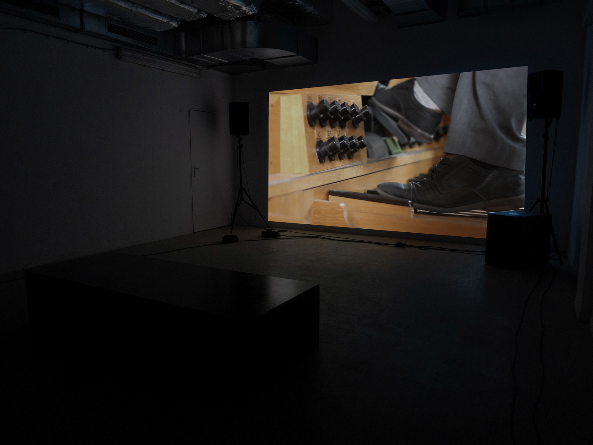 Exhibition view featuring Prost Tannhäuser, Kunsthochschule Mainz, 2022.