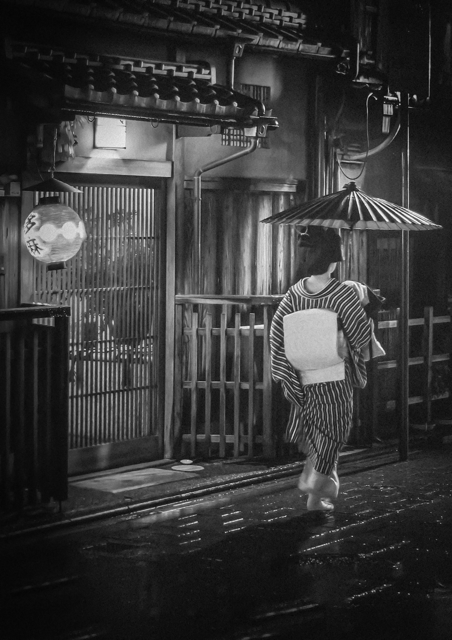 Geisha of Gion B&amp;W
