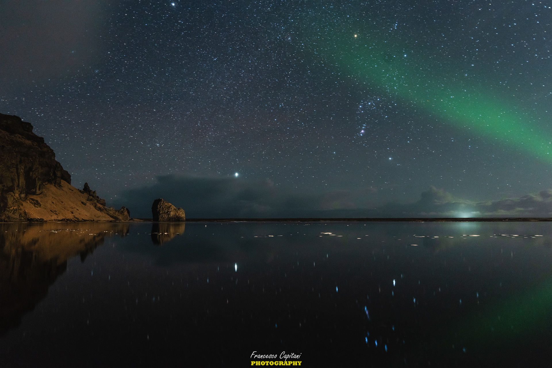 AURORA BOREALE - REYNISFJARA