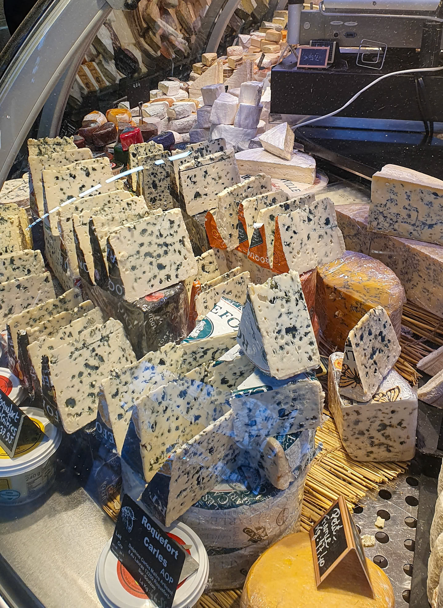 A highlight: the Marché d'Aligre [Paris, Île-de-France, France]