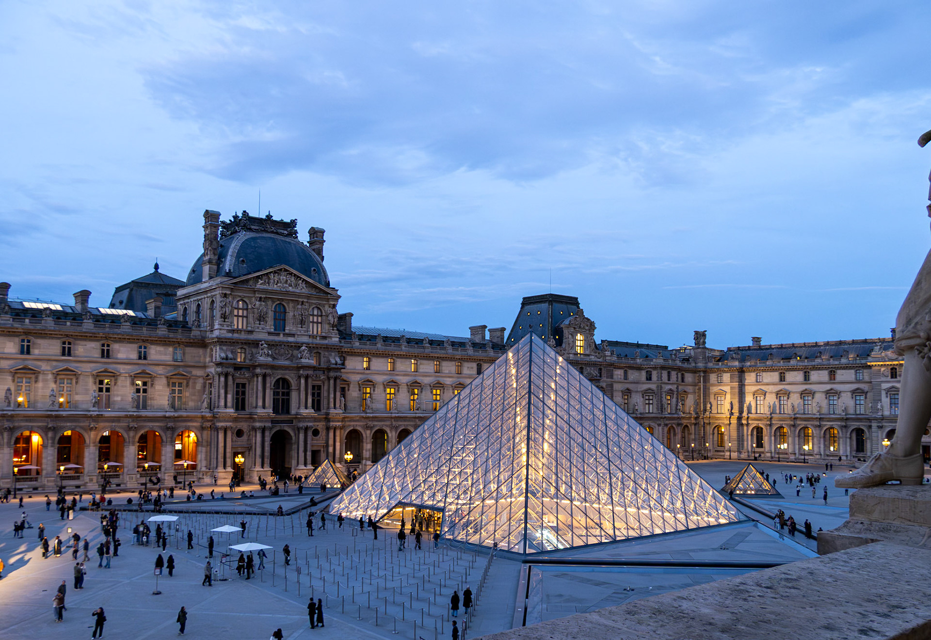 Late afternoon visit to the Louvre