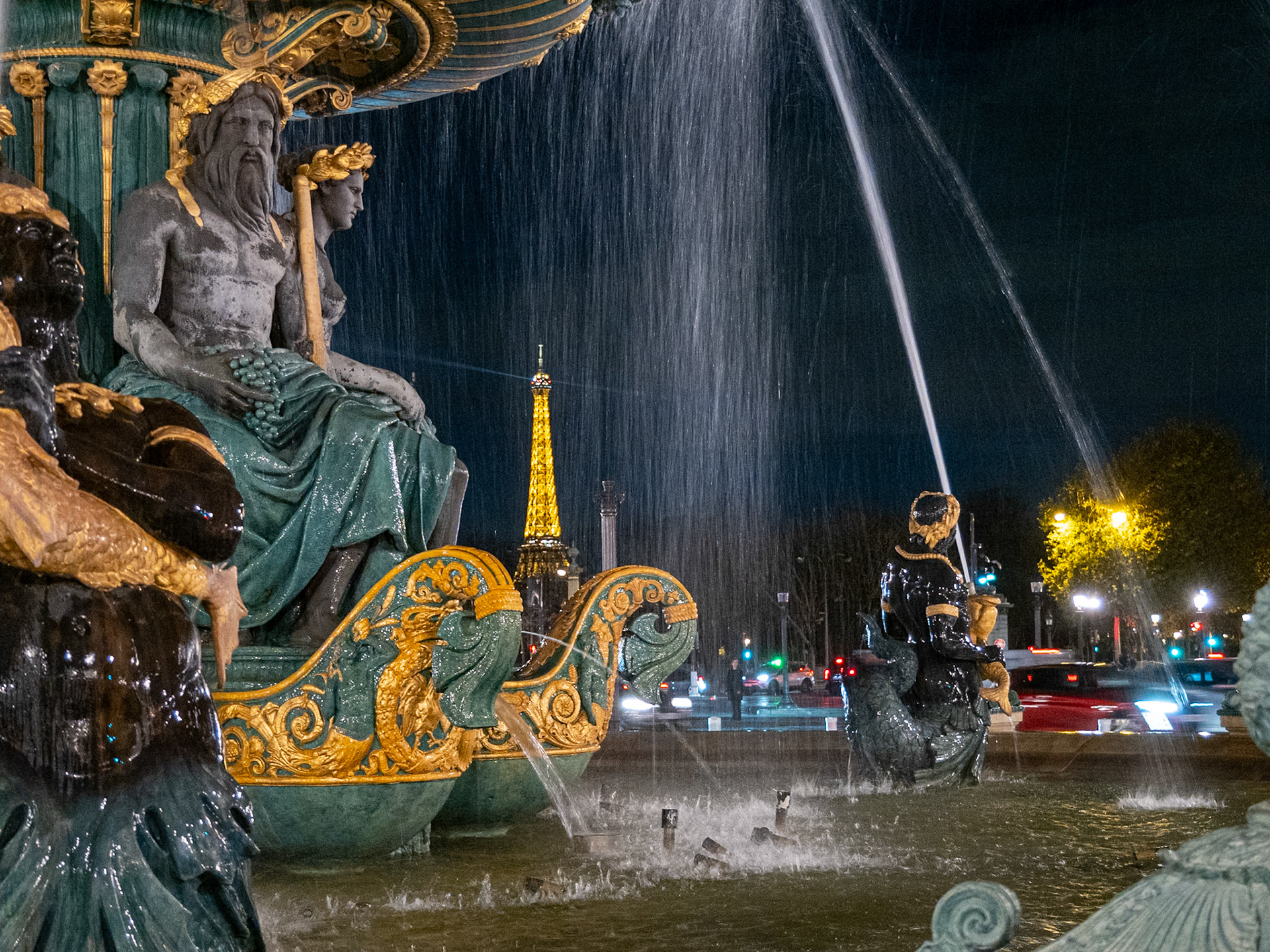 We took our time soaking up the sights and sounds [Paris, Île-de-France, France]