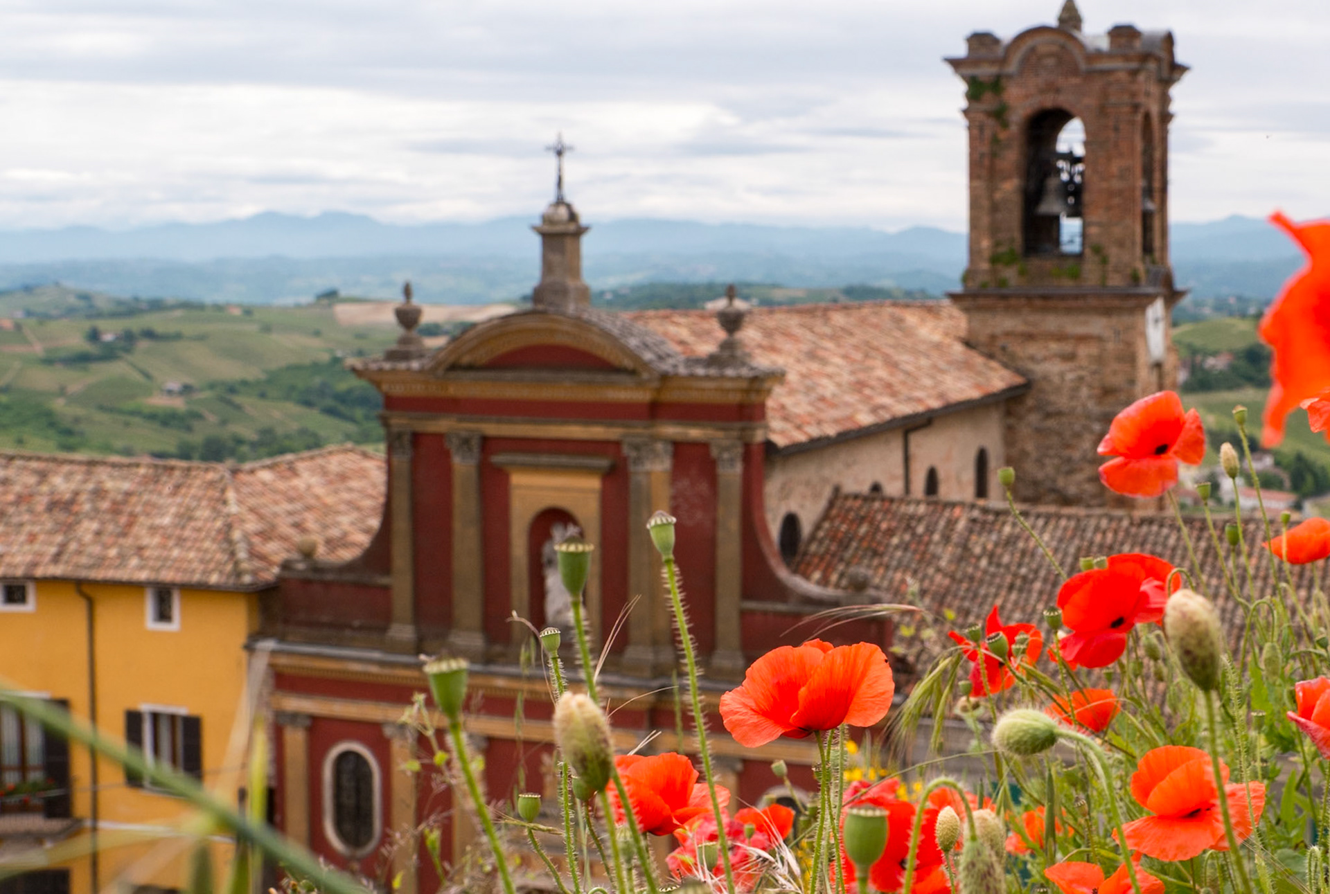We looked at a house in this village [Alice Bel Colle, Piemonte, Italy]