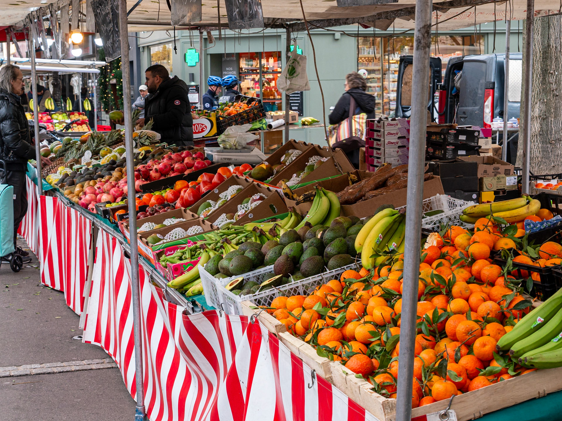 A highlight: the Marché d'Aligre [Paris, Île-de-France, France]