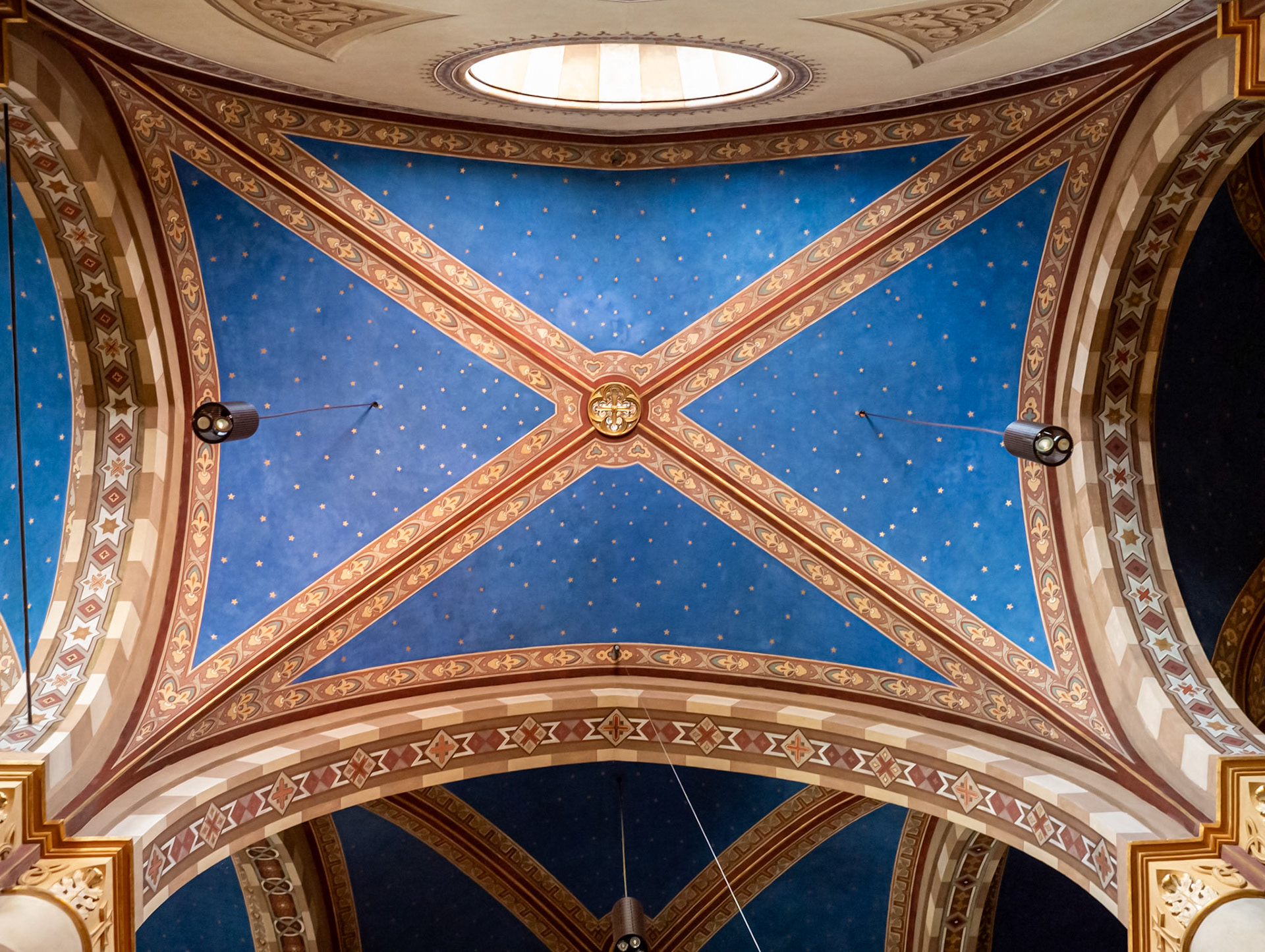 The ceilings were fairly swell as well [Alba, Piemonte, Italy]
