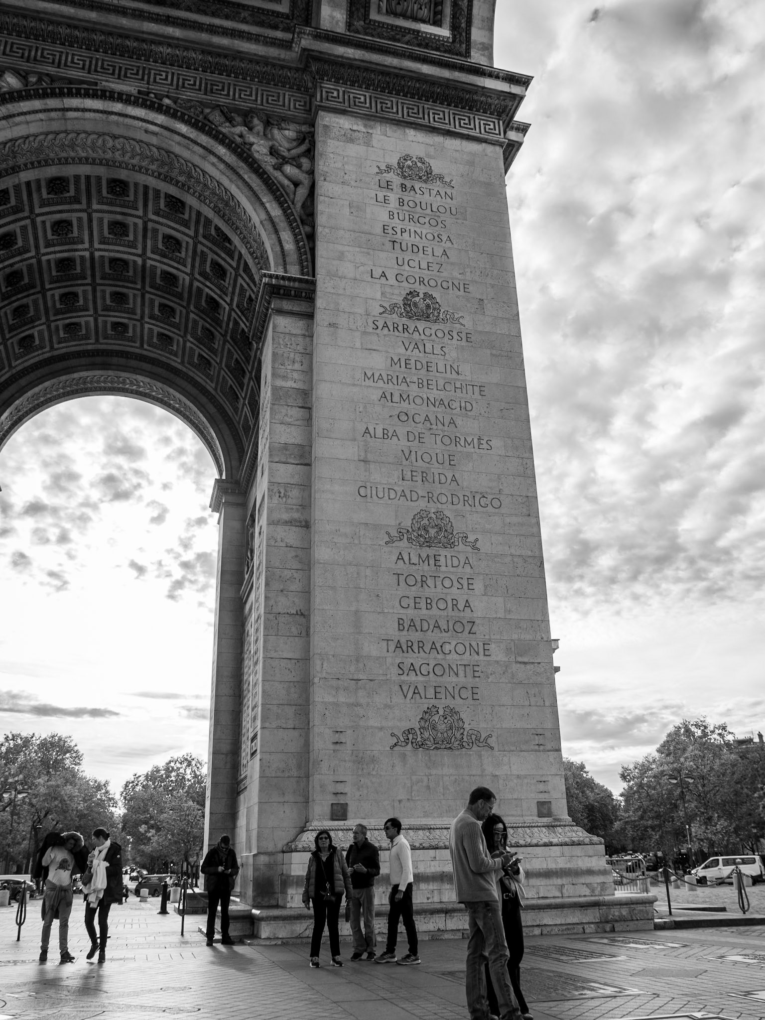 We made our way to the Arch de Triomphe [Paris, Île-de-France, France]