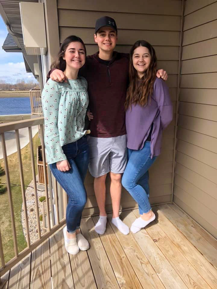 Kelsie, Jordan and Shaina Elliott