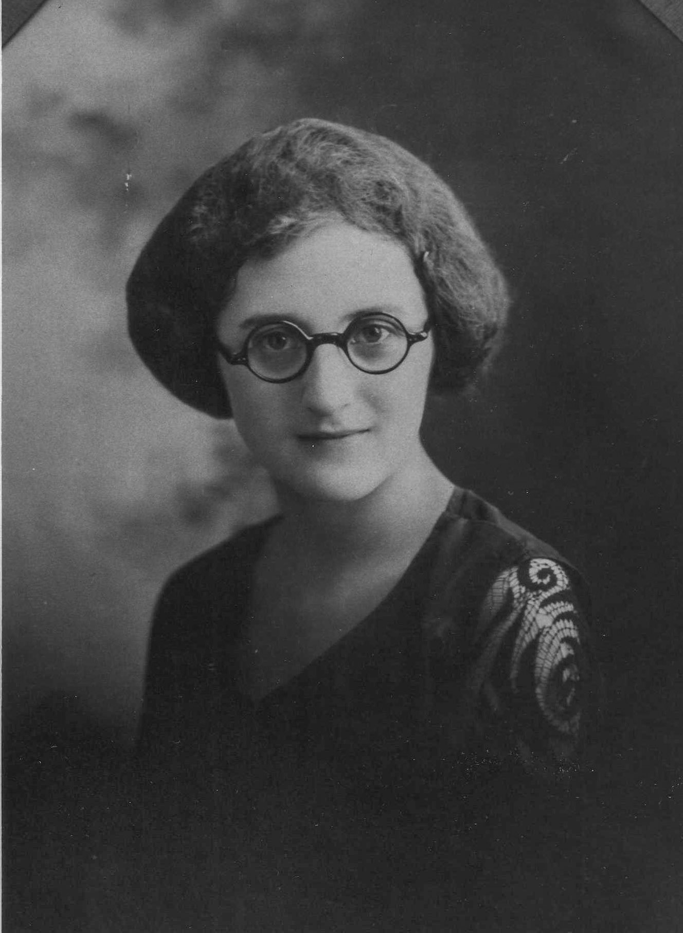 Myrtle Gripentrog c 1921