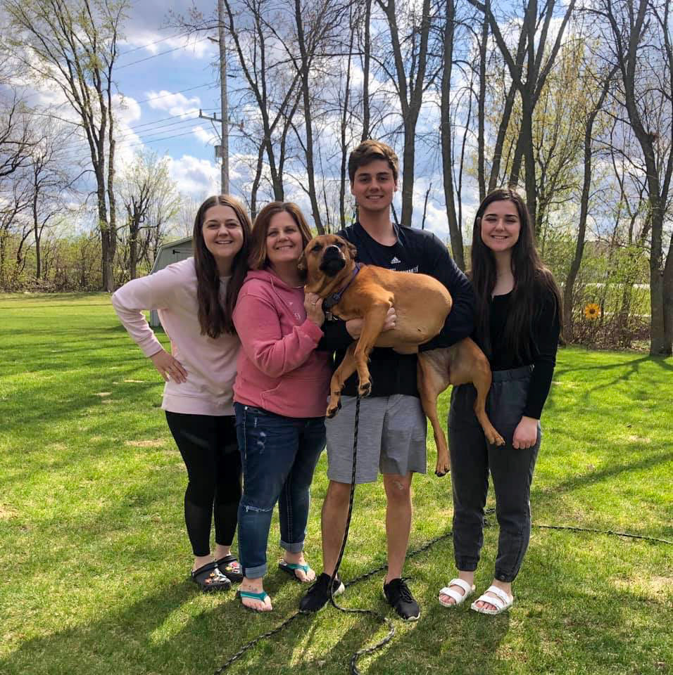 Shaina, Jodi, Jordan and Kelsie Elliott