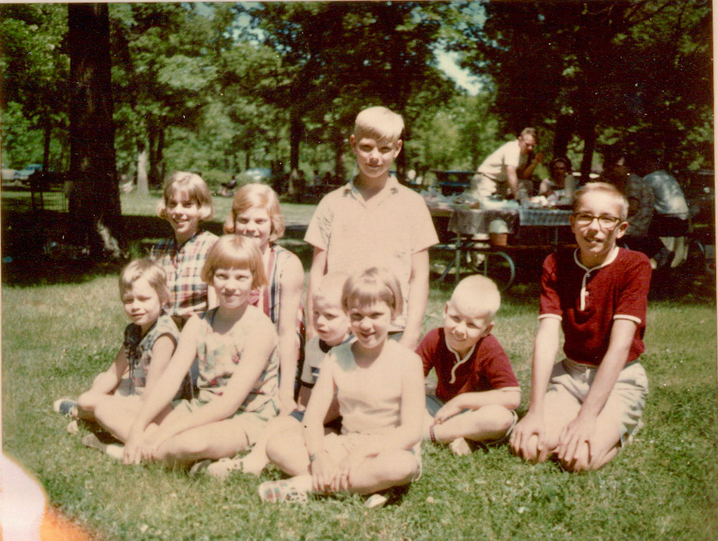 (R) Diana, Debbie, Greg, Jon and Paul Monson (F) RaNae Rudolph, Geralyn,Greg Rudolph, Vicki Monson c 1967