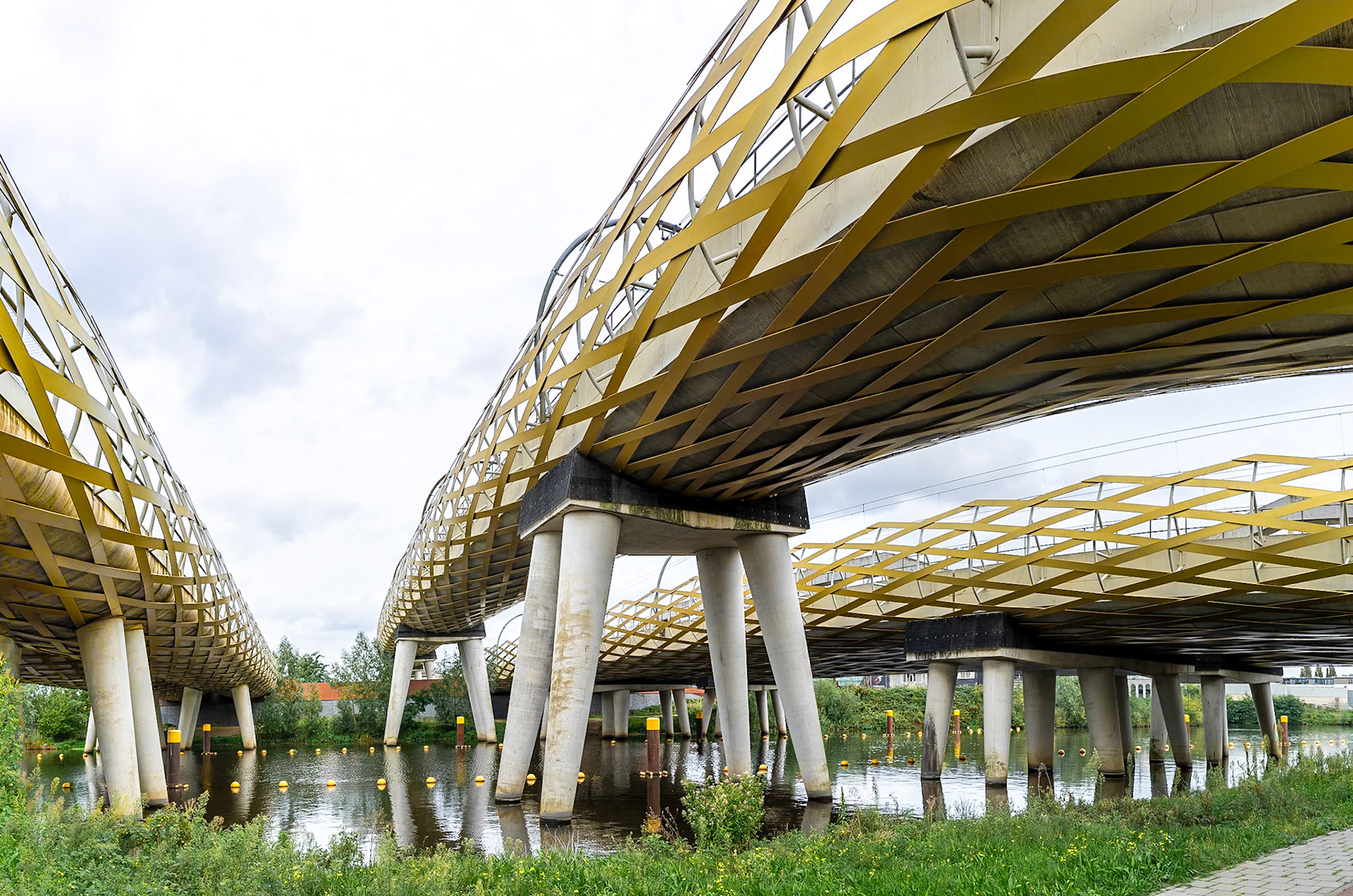 Golden bridges in Den Bosch, The Netherlands (2023)