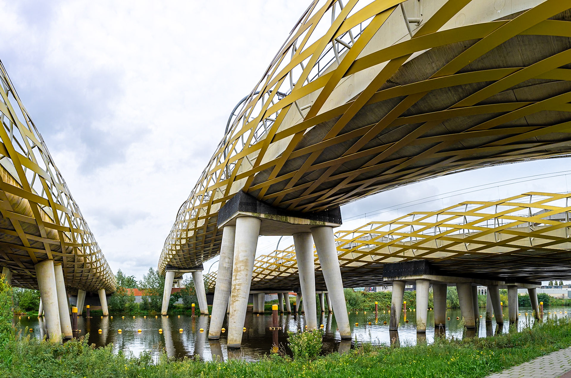 Golden bridges in Den Bosch, The Netherlands (2023)