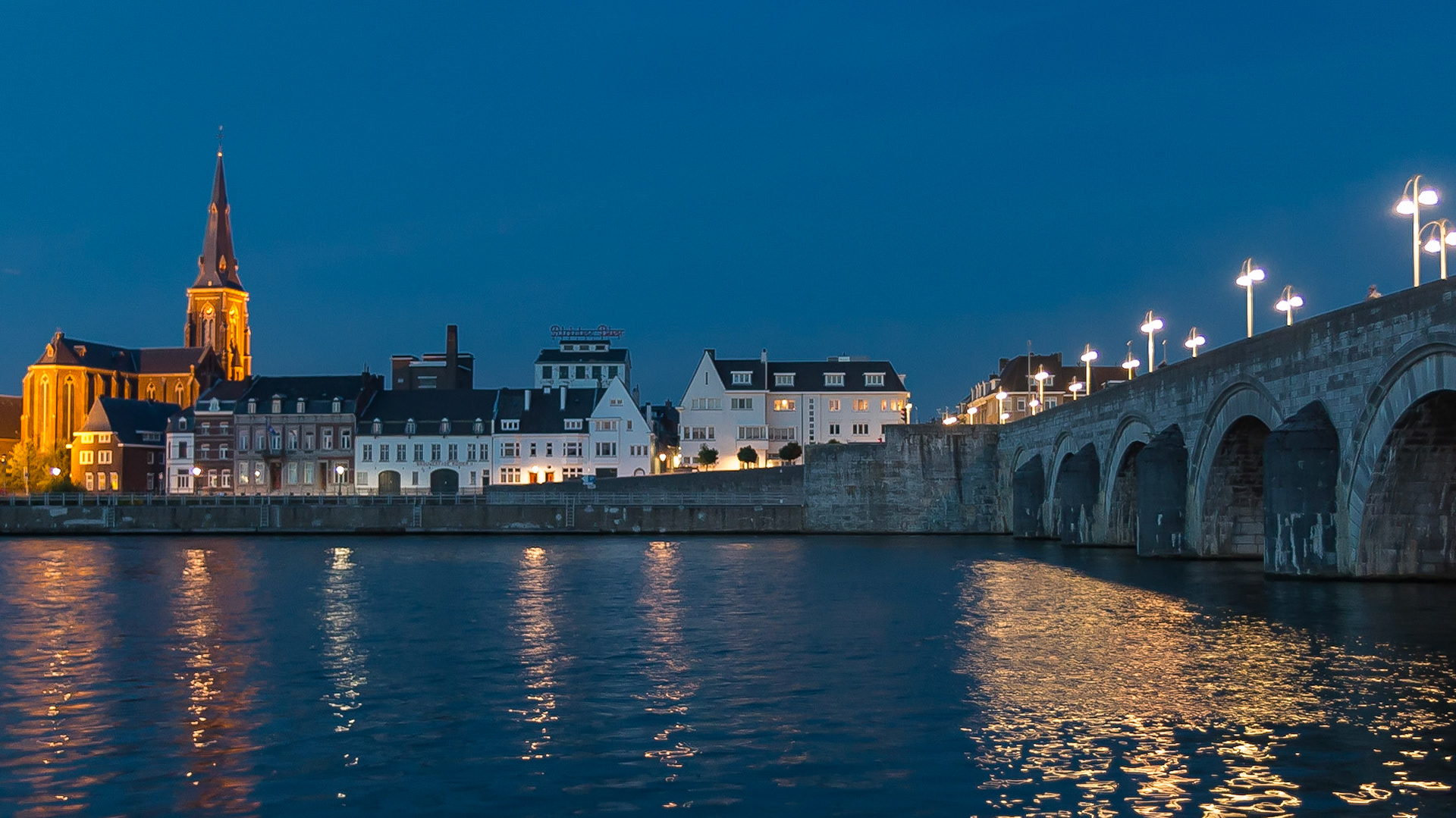 Maas - Maastricht, The Netherlands (2015)