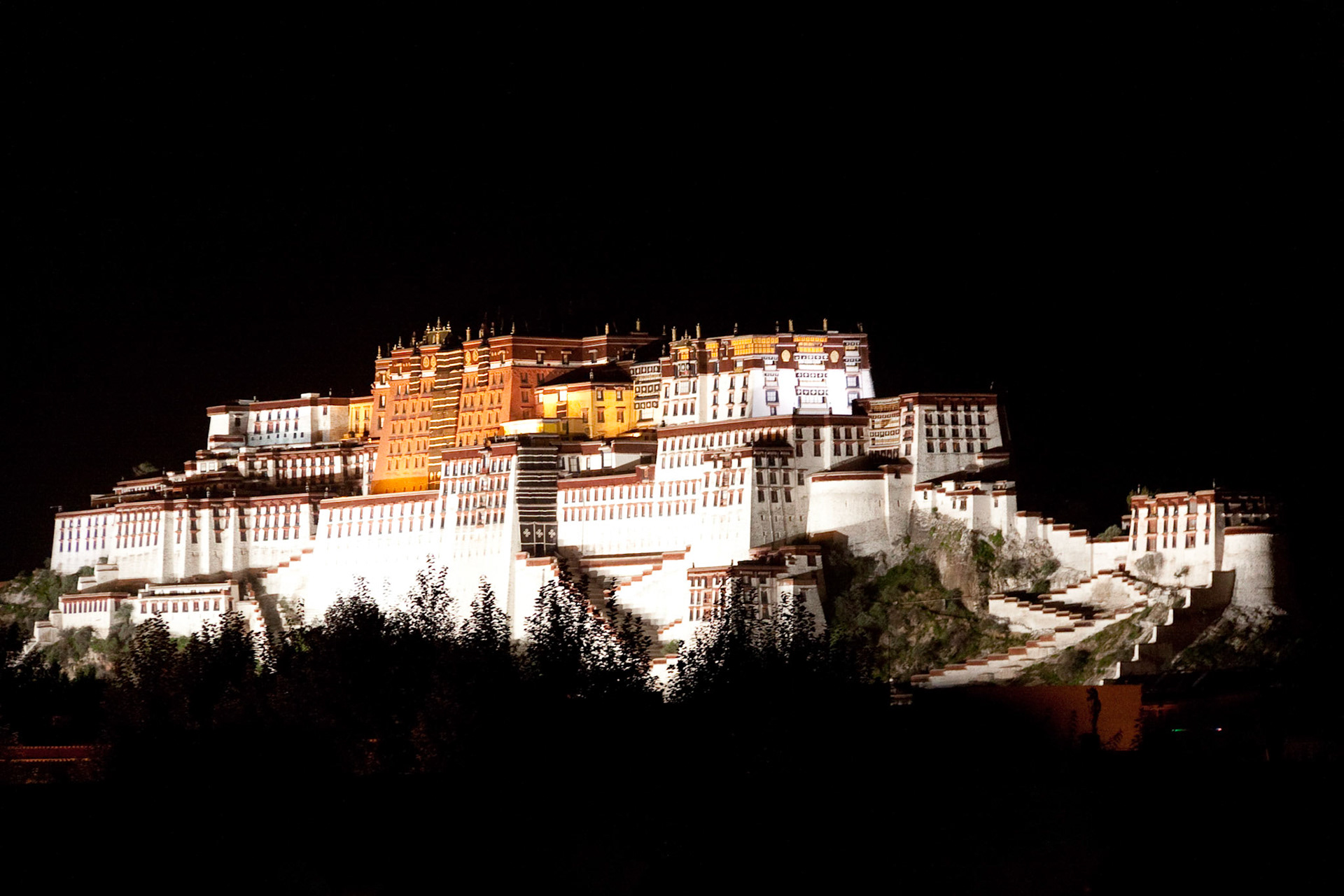 Potala palace at night - Tibet (2009)