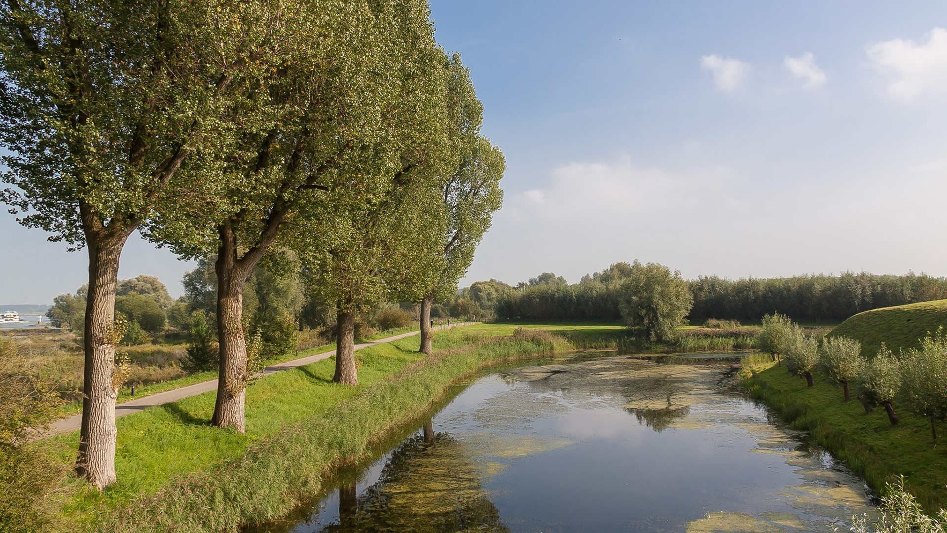Loevenstein - The Netherlands (2010)