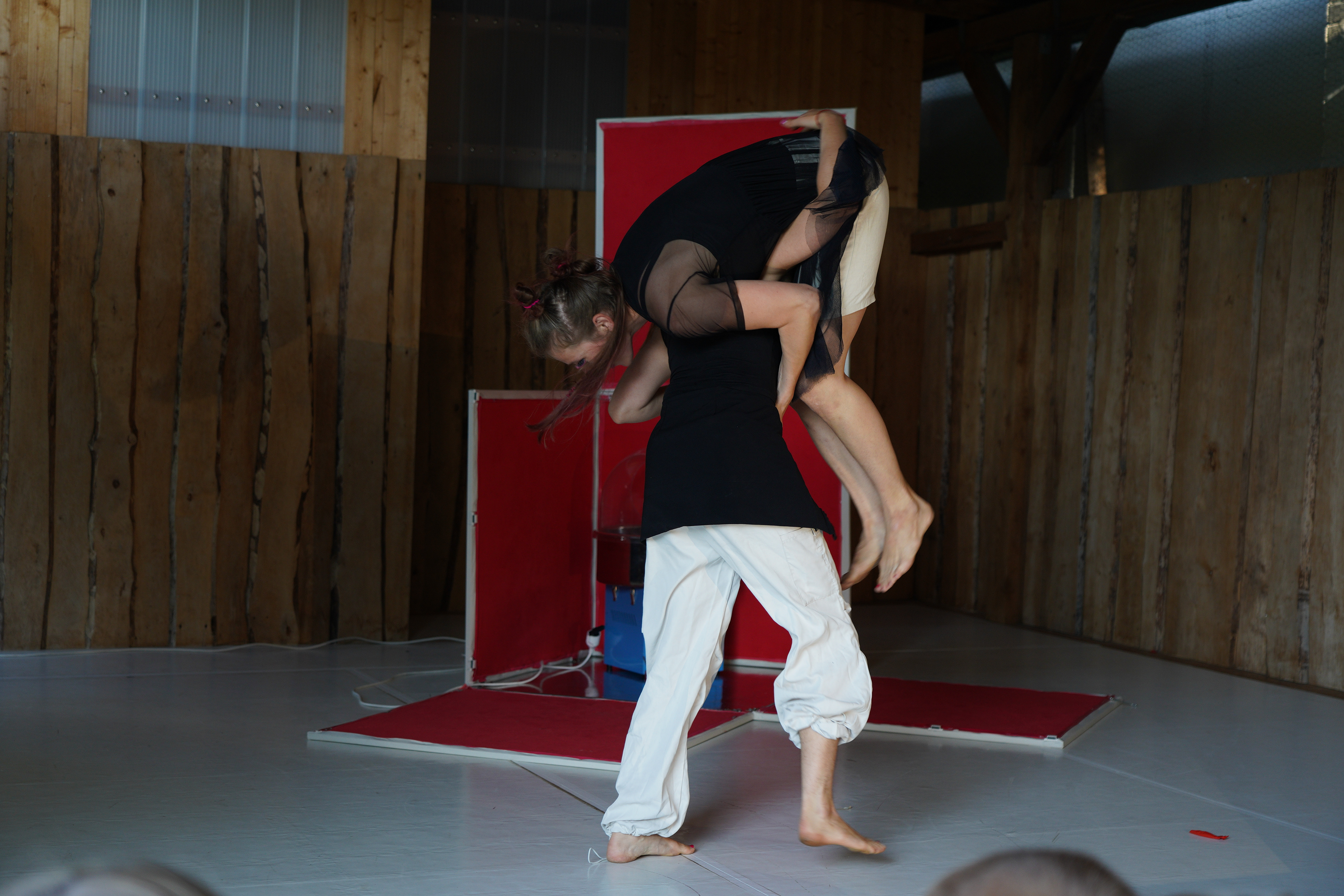 © Laoura Tsiati/Lake Studios Berlin