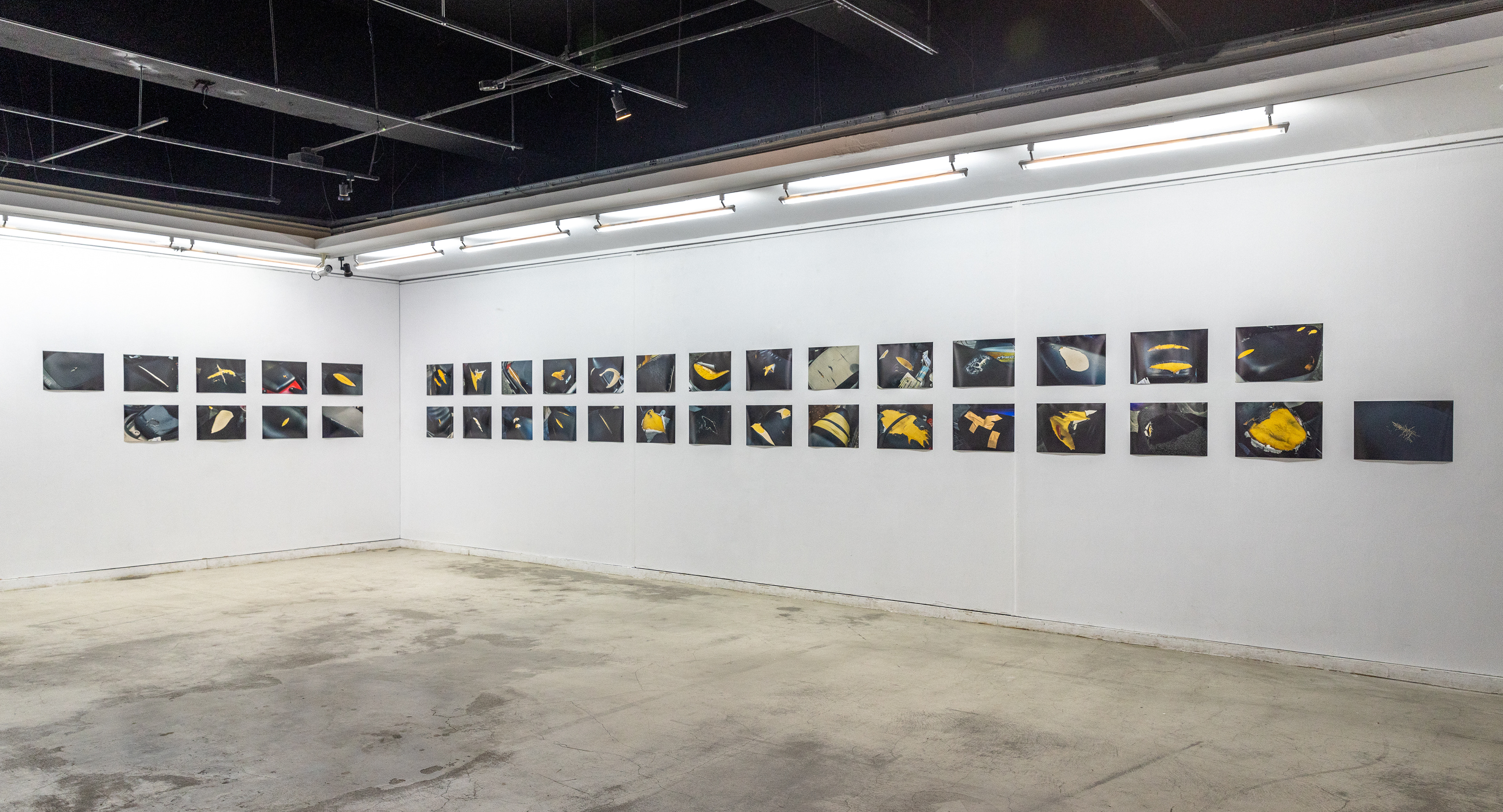 Torn Seat Pads in Taipei, 2022, installation view, TAV ART PROJECT TRILOGY: PROCESS, 2022.11.19–12.18, 台北國際藝術村提供, 攝影師王士源