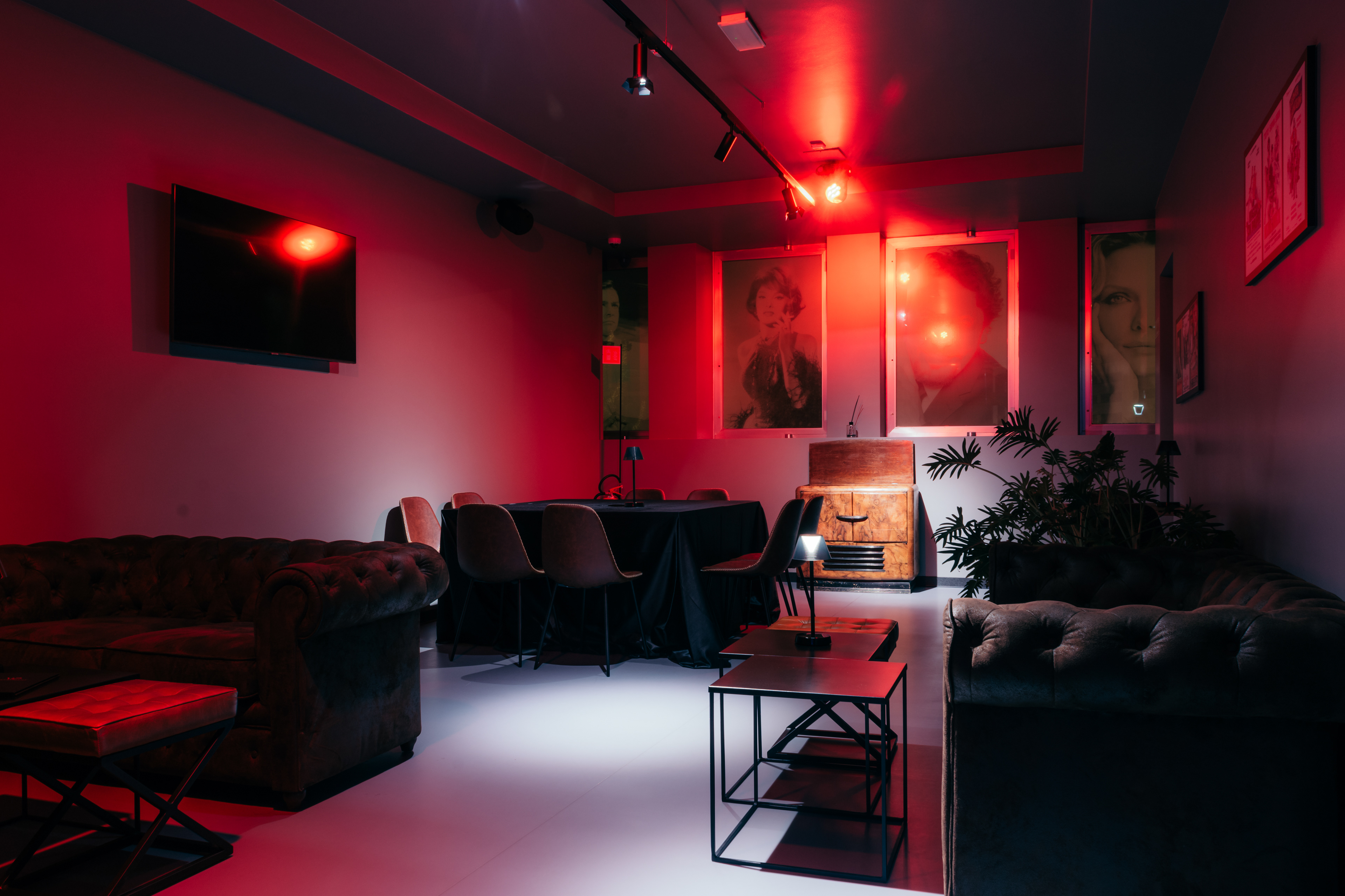 VIP Restaurant