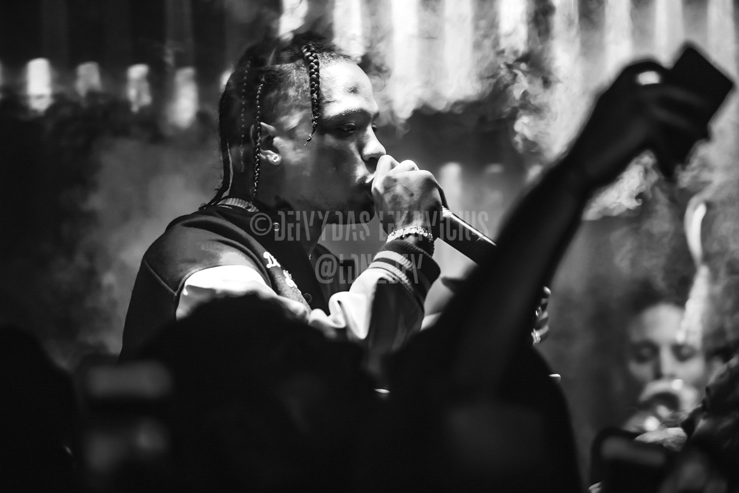 TRAVIS SCOTT