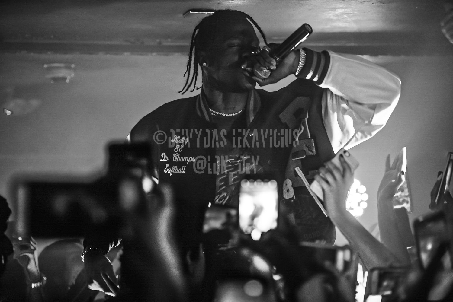 TRAVIS SCOTT