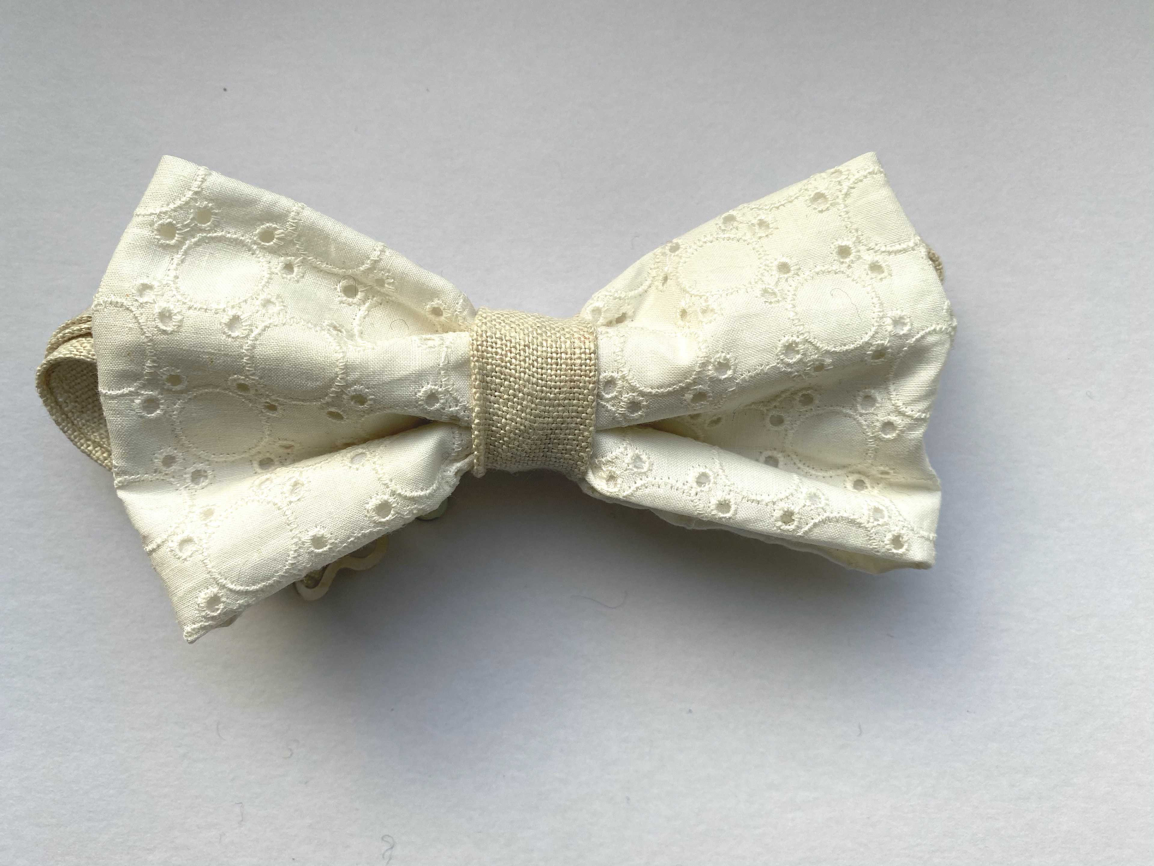 KnititUp oma's vlinderdas wit