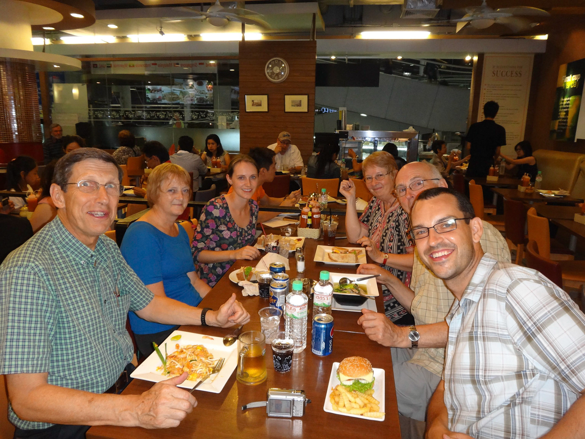 One hour with the Rogers and the Nicolsons at Suvarnabhumi airport, Bangkok