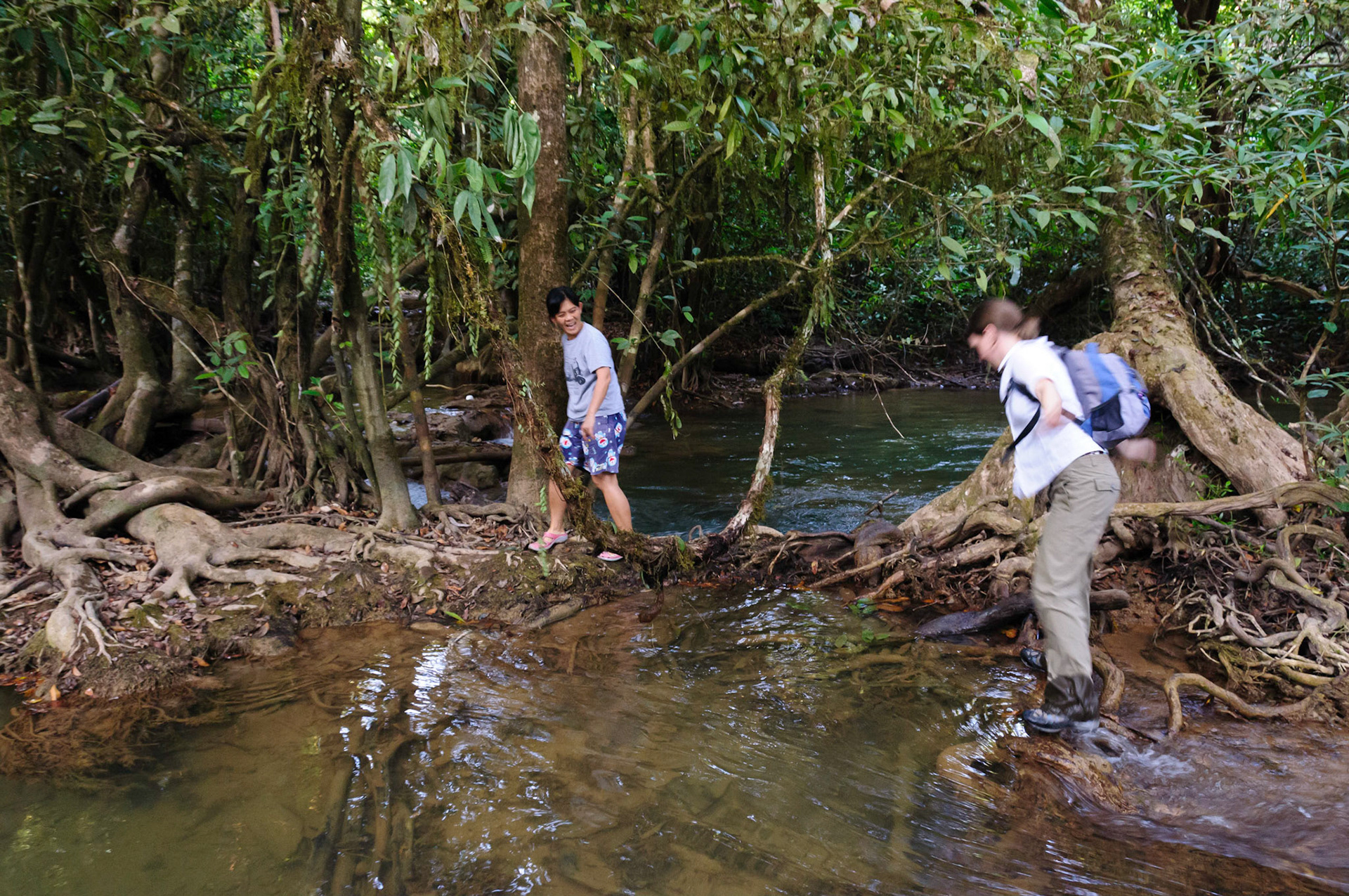 Walking and swimming at Ta Kiean Tong Waterfall with the Murrays on New Years Eve