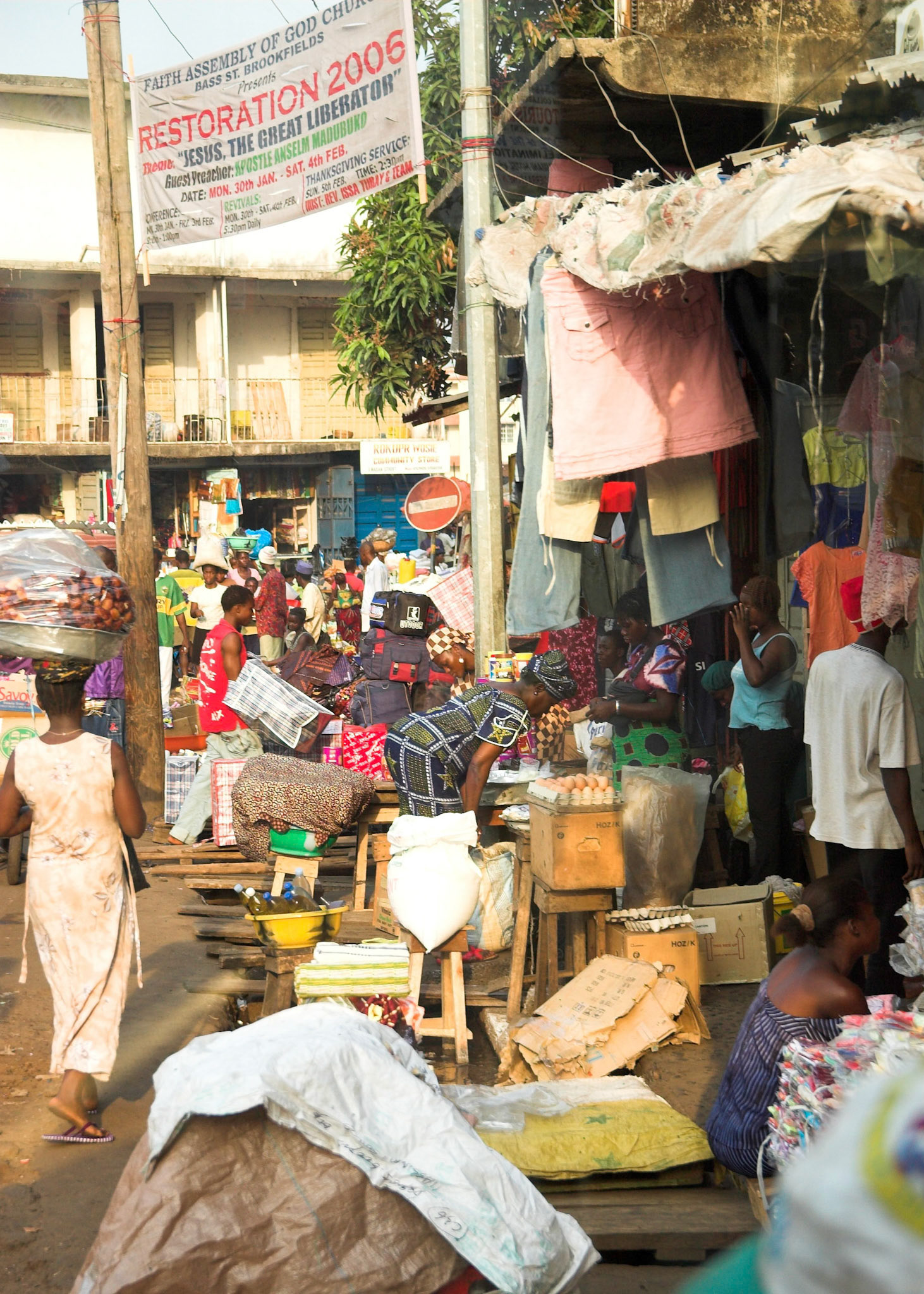 2006-02-04 - Sierra Leone - 0110