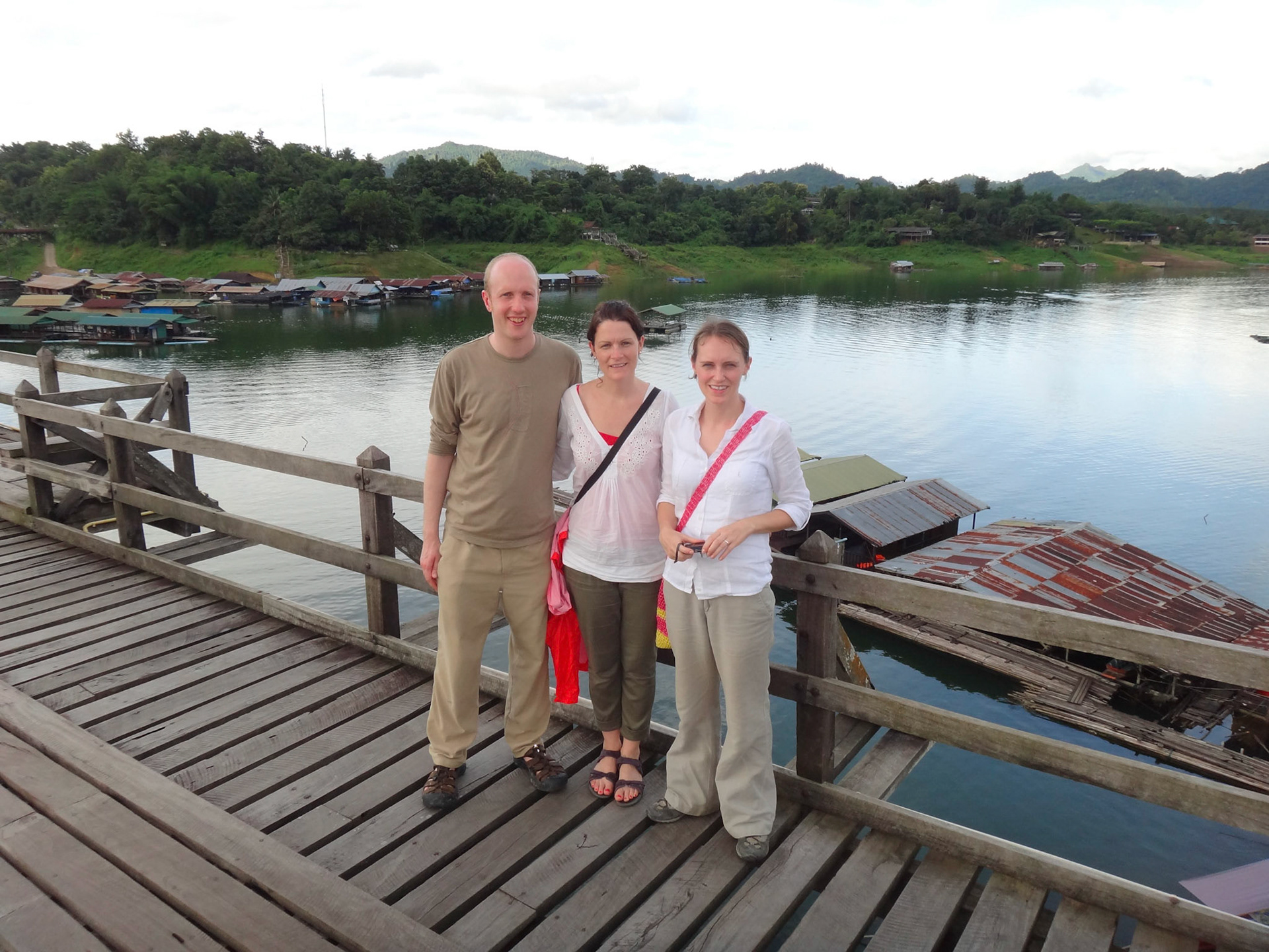 Tim, Jo and Jen on the Mon Bridge over Khao Laem Reservoir, Sangklaburi