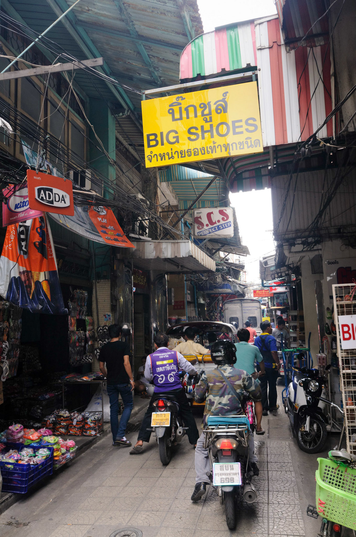 Traffic jam, Chinatown, Bangkok