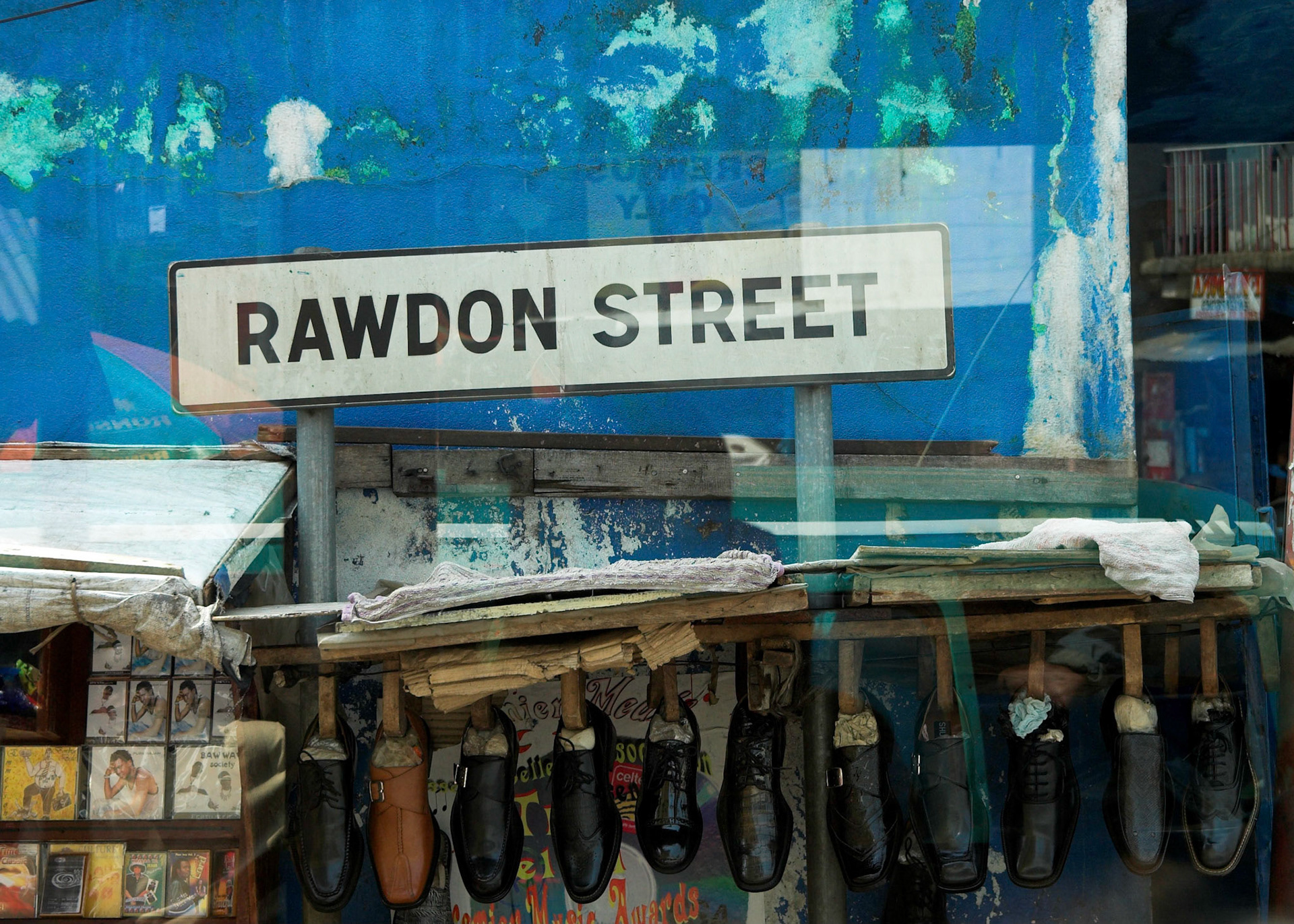 2006-02-04 - Sierra Leone - 0123