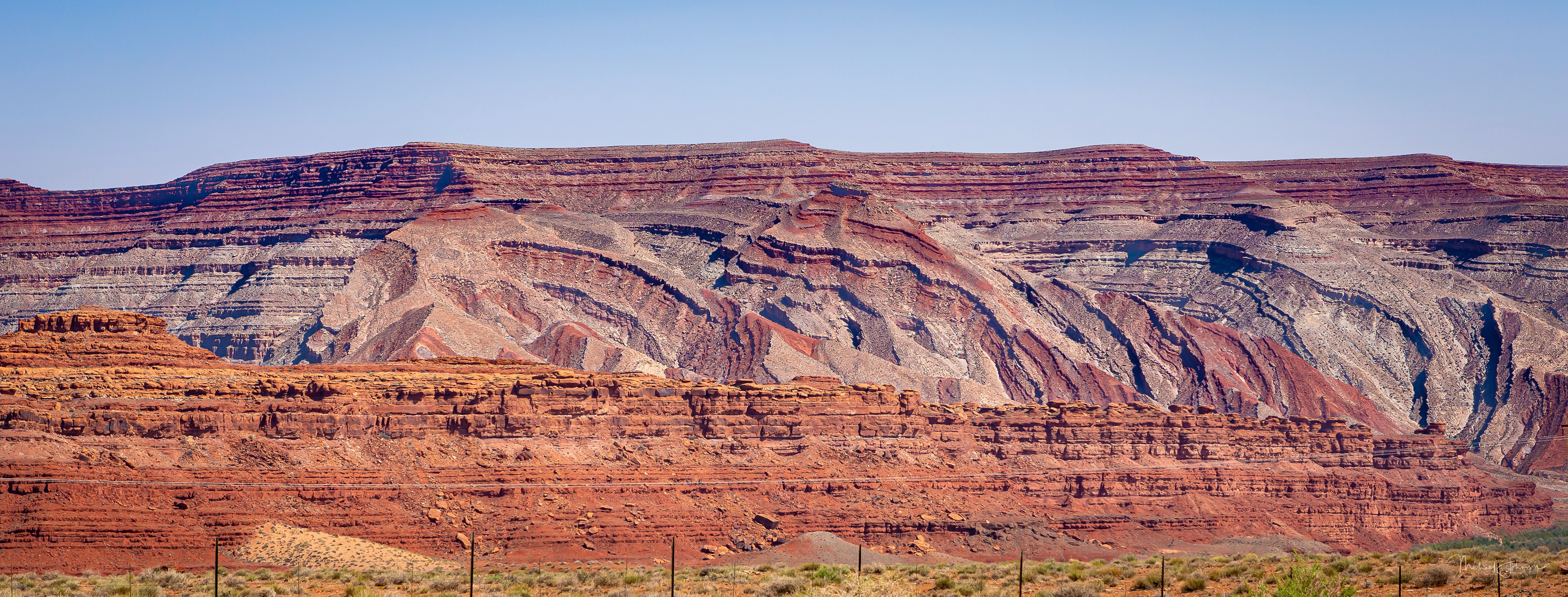 The Road to Monument Valley