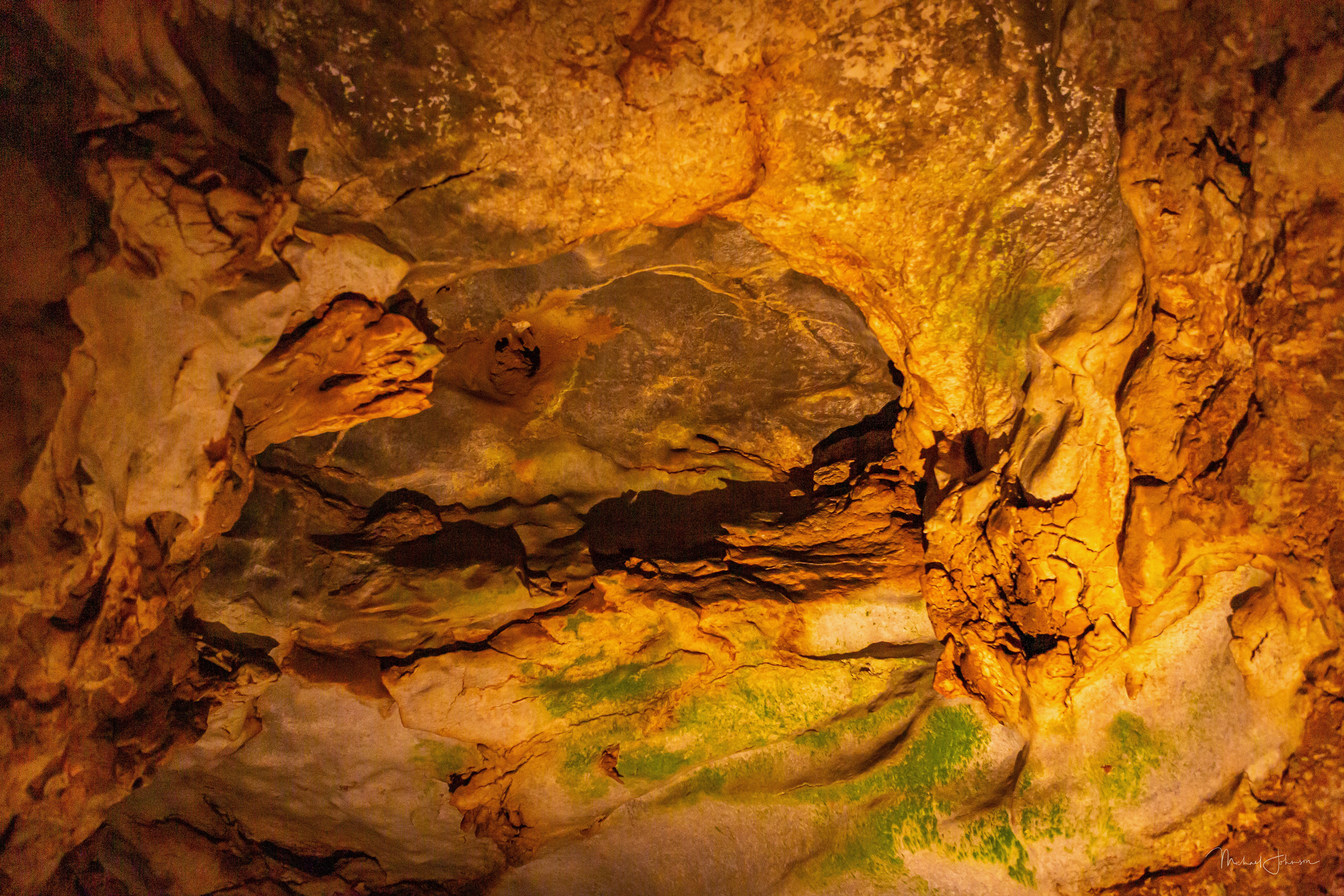 Alabaster Caverns