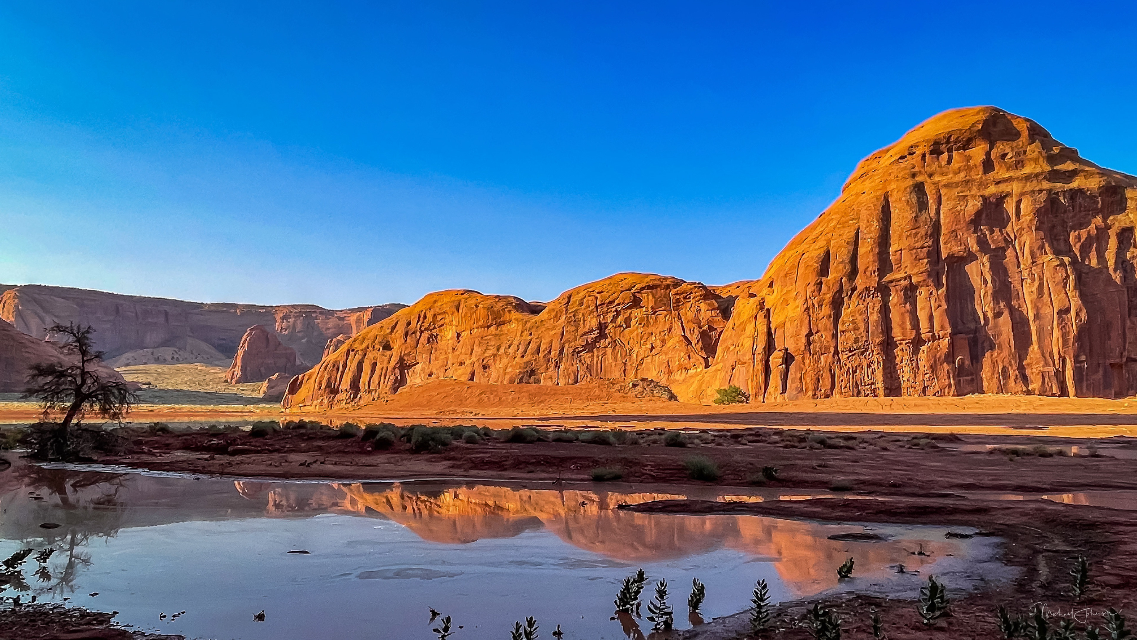Monument Valley - Sun's Eye View