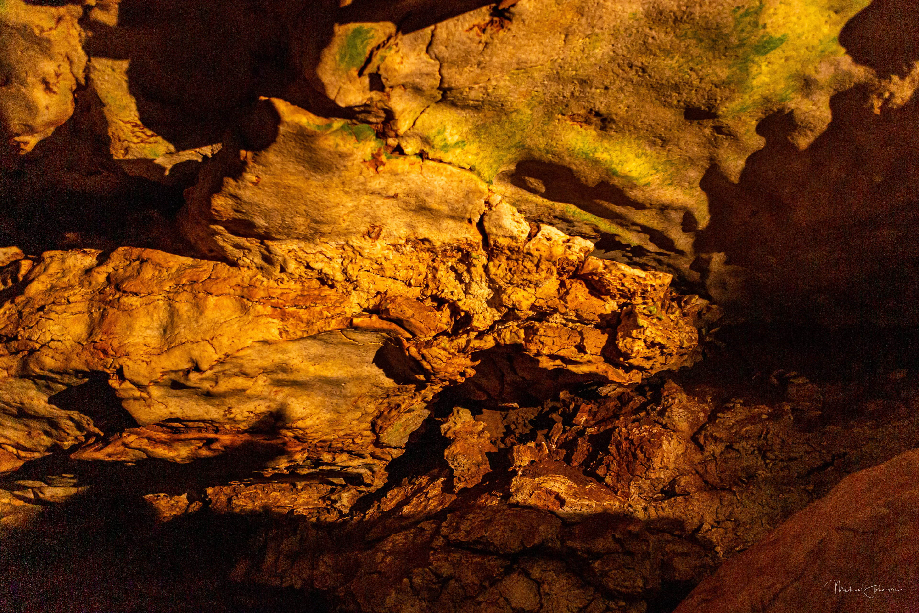 Alabaster Caverns