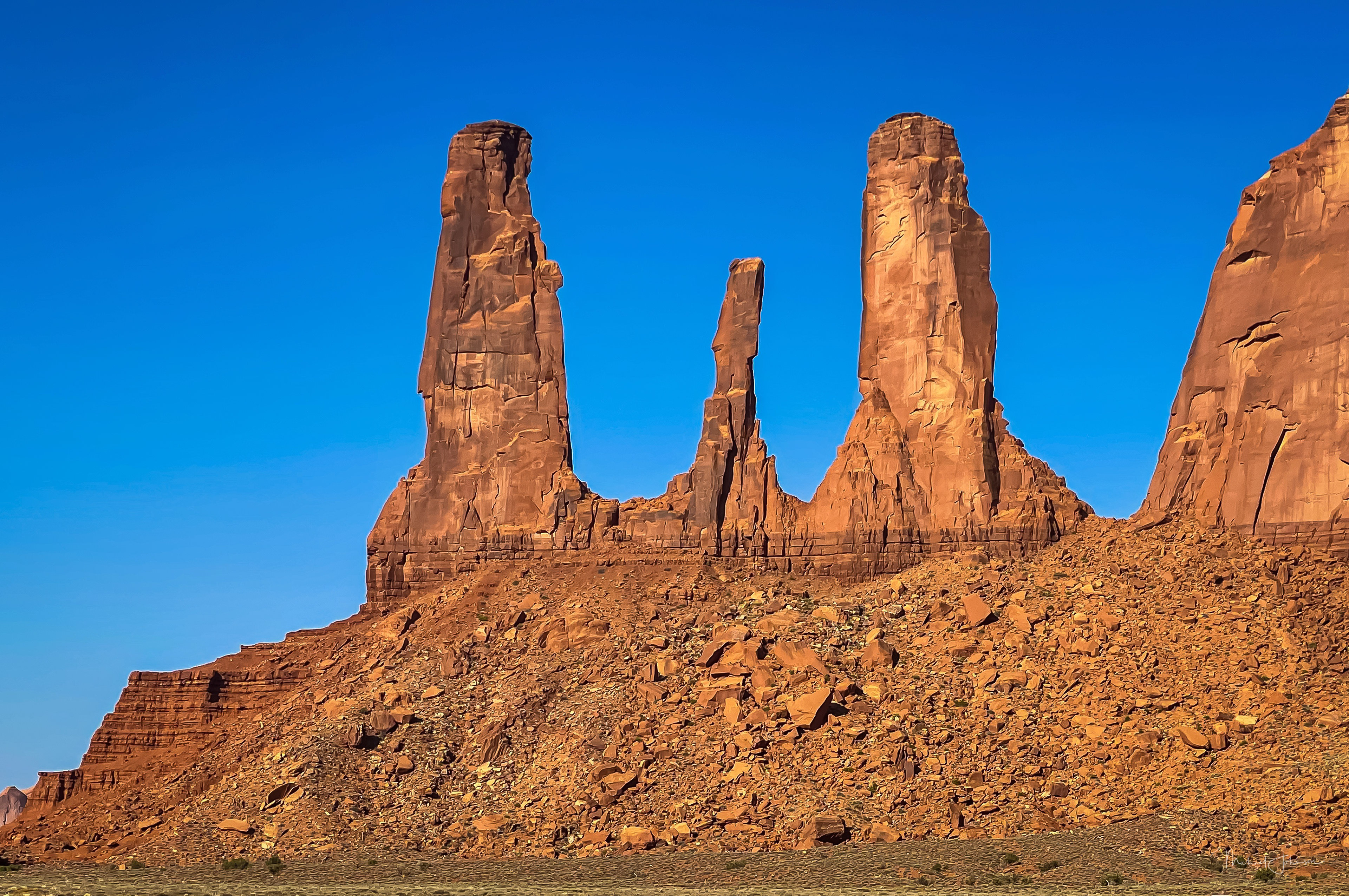 Monument Valley - Three Sisters