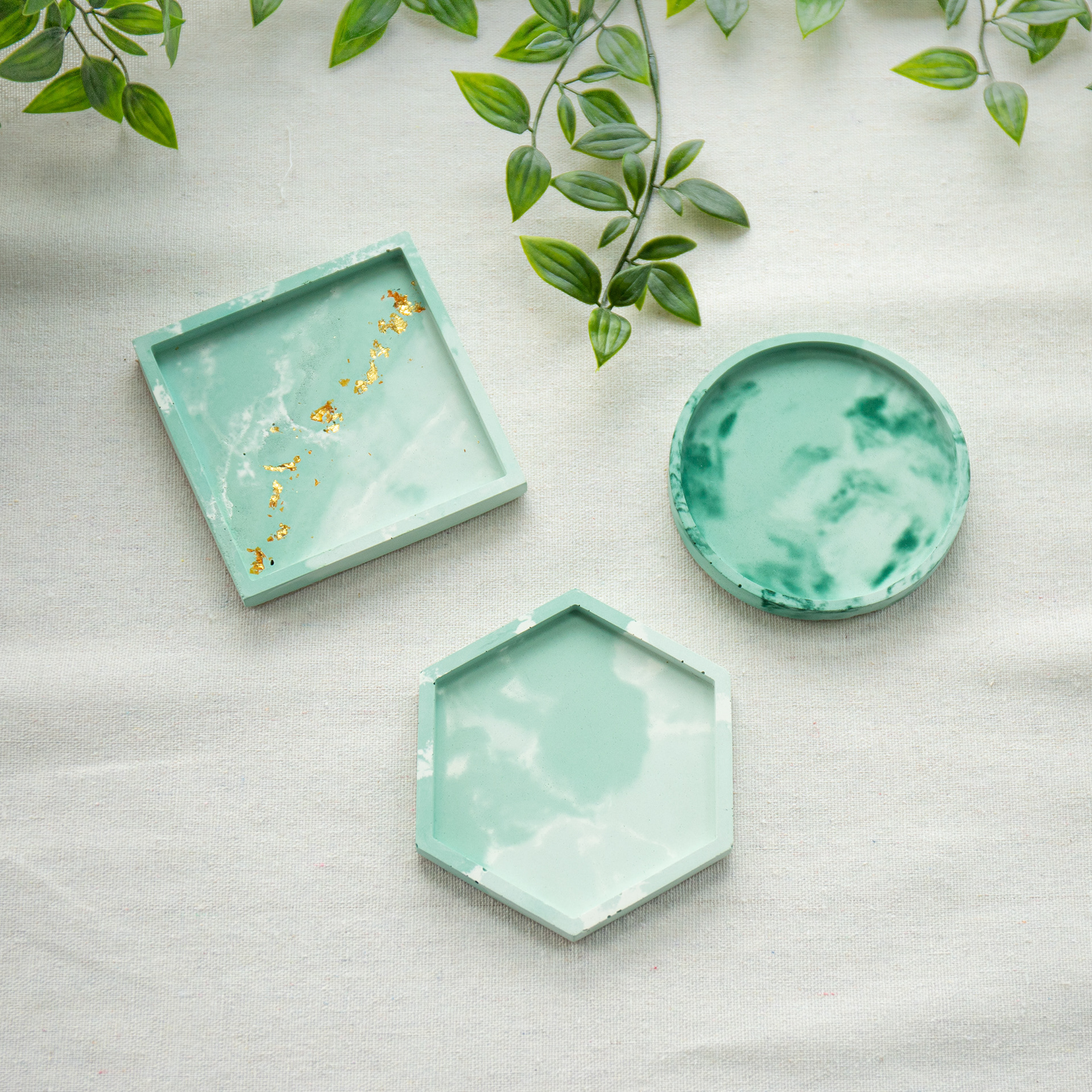 Set Mer des Caraïbes; dessous de tasse, présentoir à bijoux, vide poche...