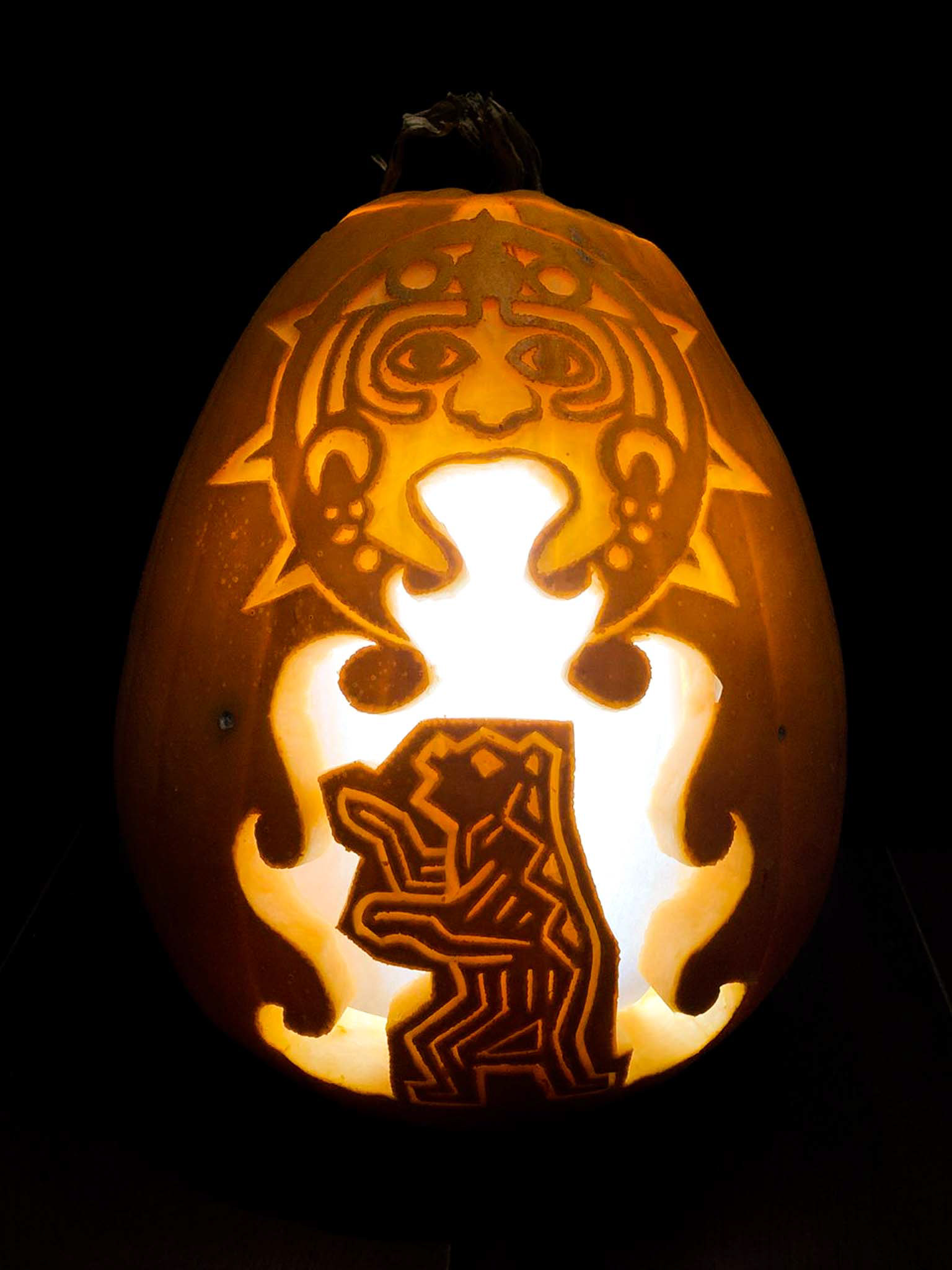 Pumpkin carving/Mayan culture)