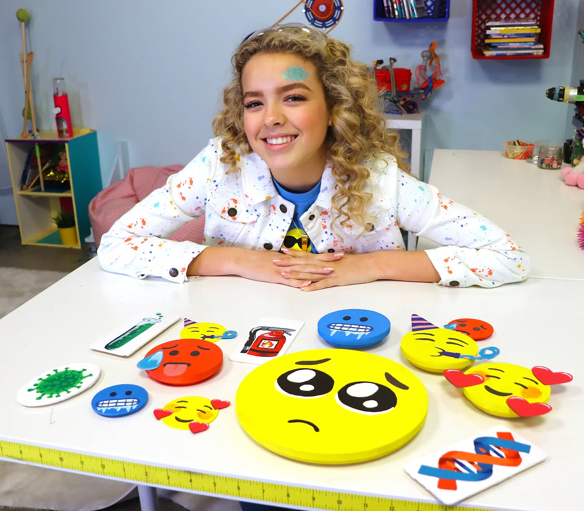 GoldieBlox | Emoji Magnets: I hand-painted emoji magnets for a DIY video about locker decor projects.
