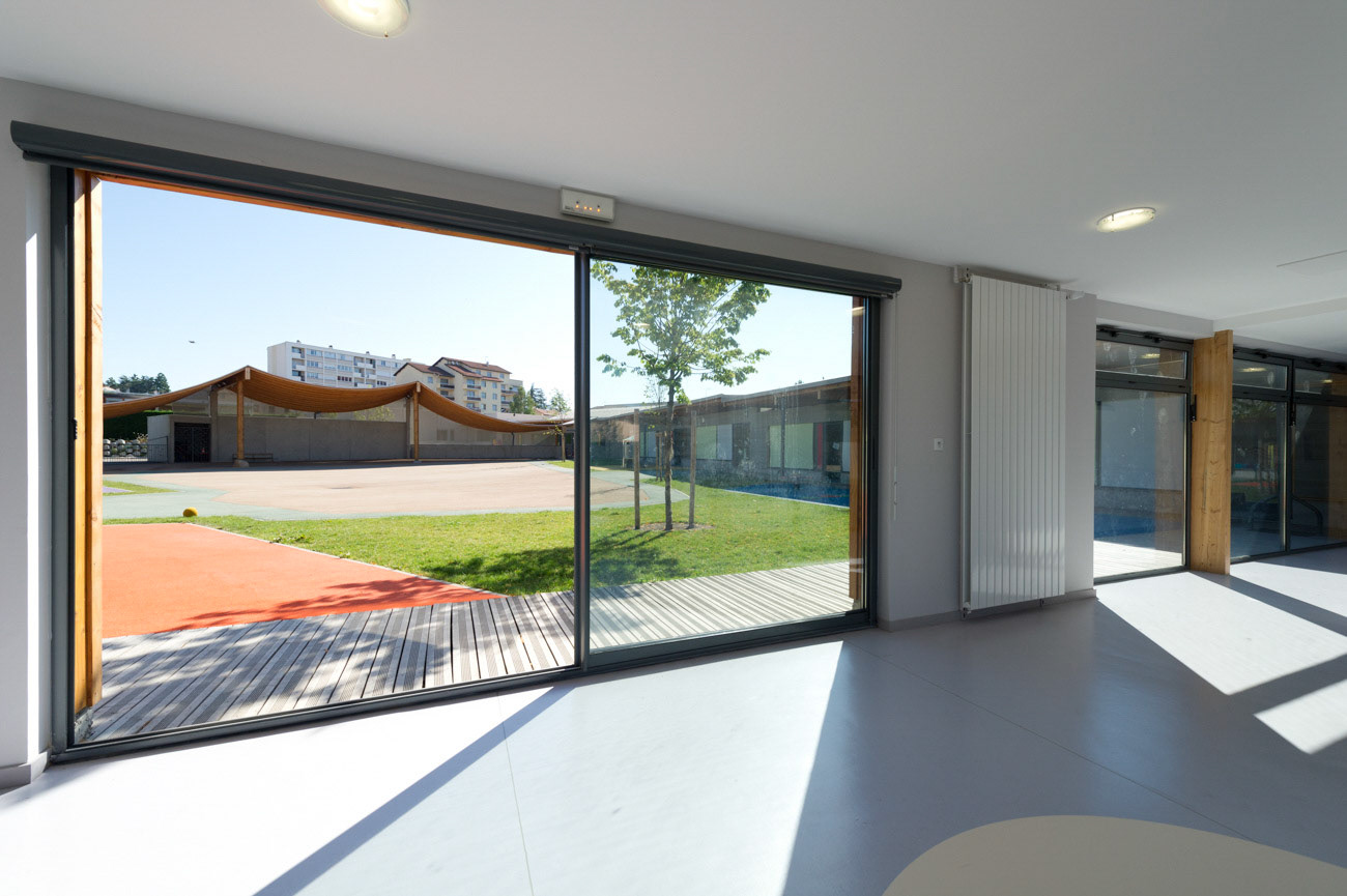 Marie Renée Desages Architecte, Ecole La Talaudière