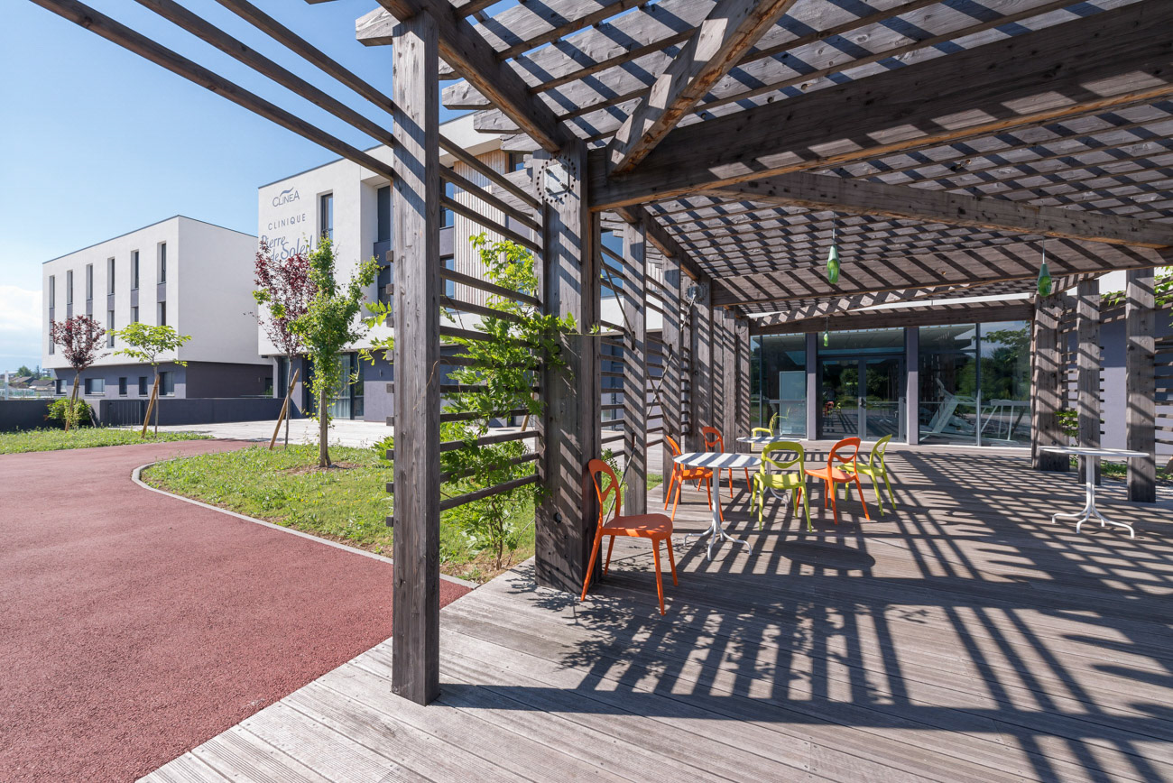 Clinique Pierre de Soleil, Vetraz Monthoux, In Fine.