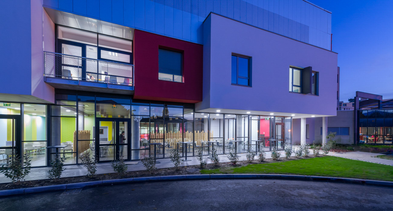 Hervé Lorenzi, Dominique Lapernon, Hôpital Le Corbusier, Firminy, Genius Loci.